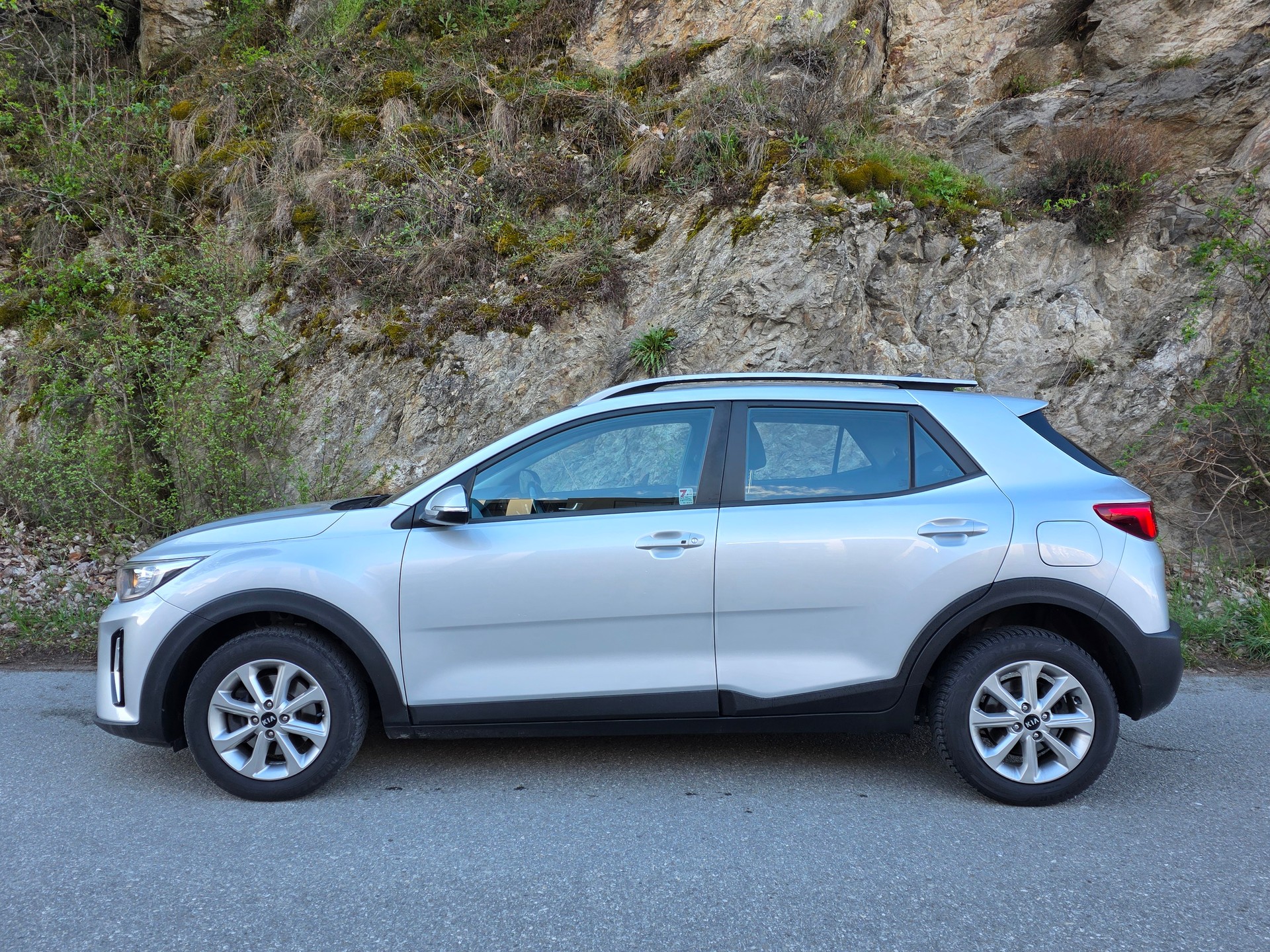 KIA Stonic 1.0 T-GDI Power DCT-image-1
