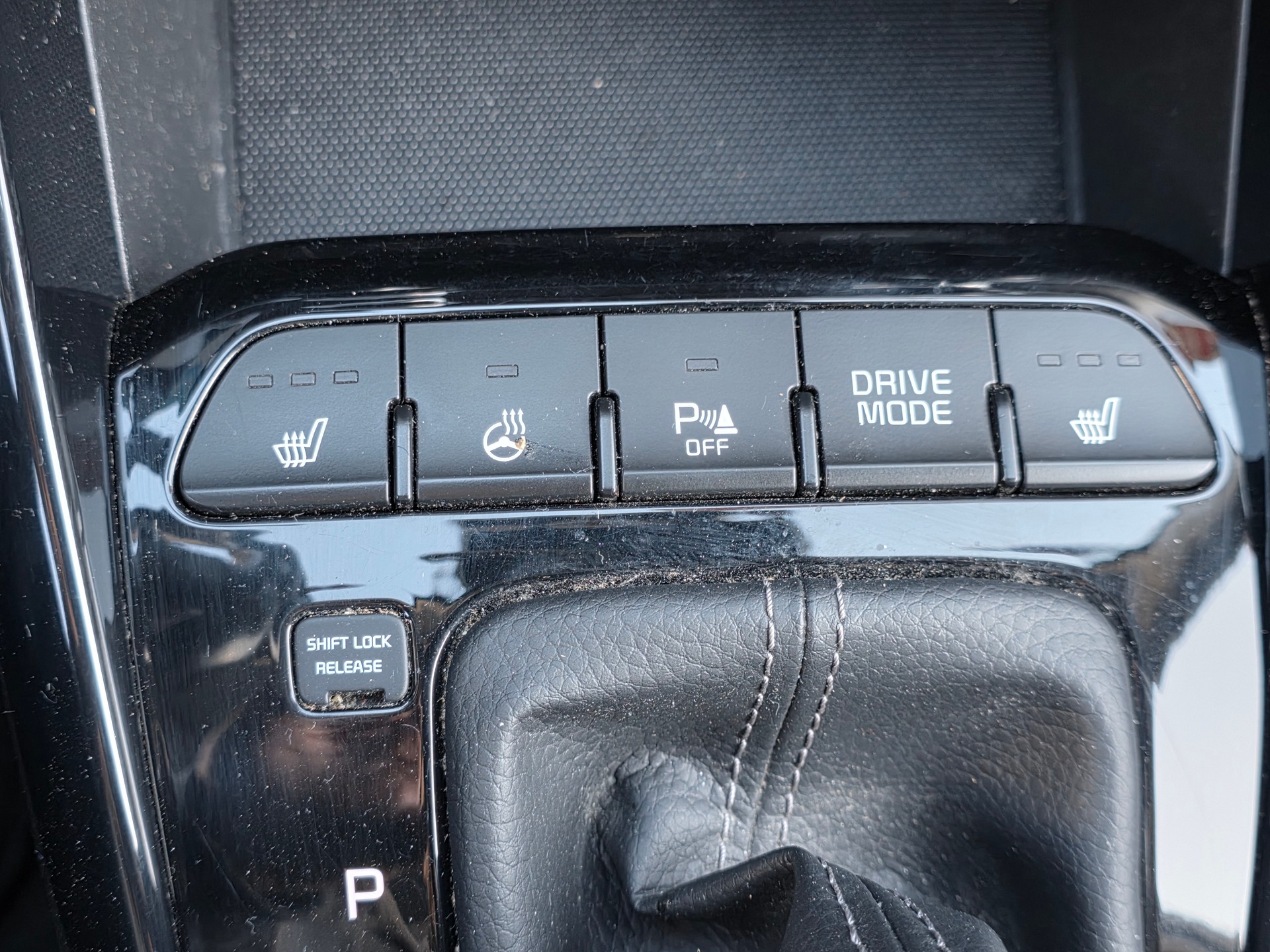 KIA Stonic 1.0 T-GDI Power DCT-image-12