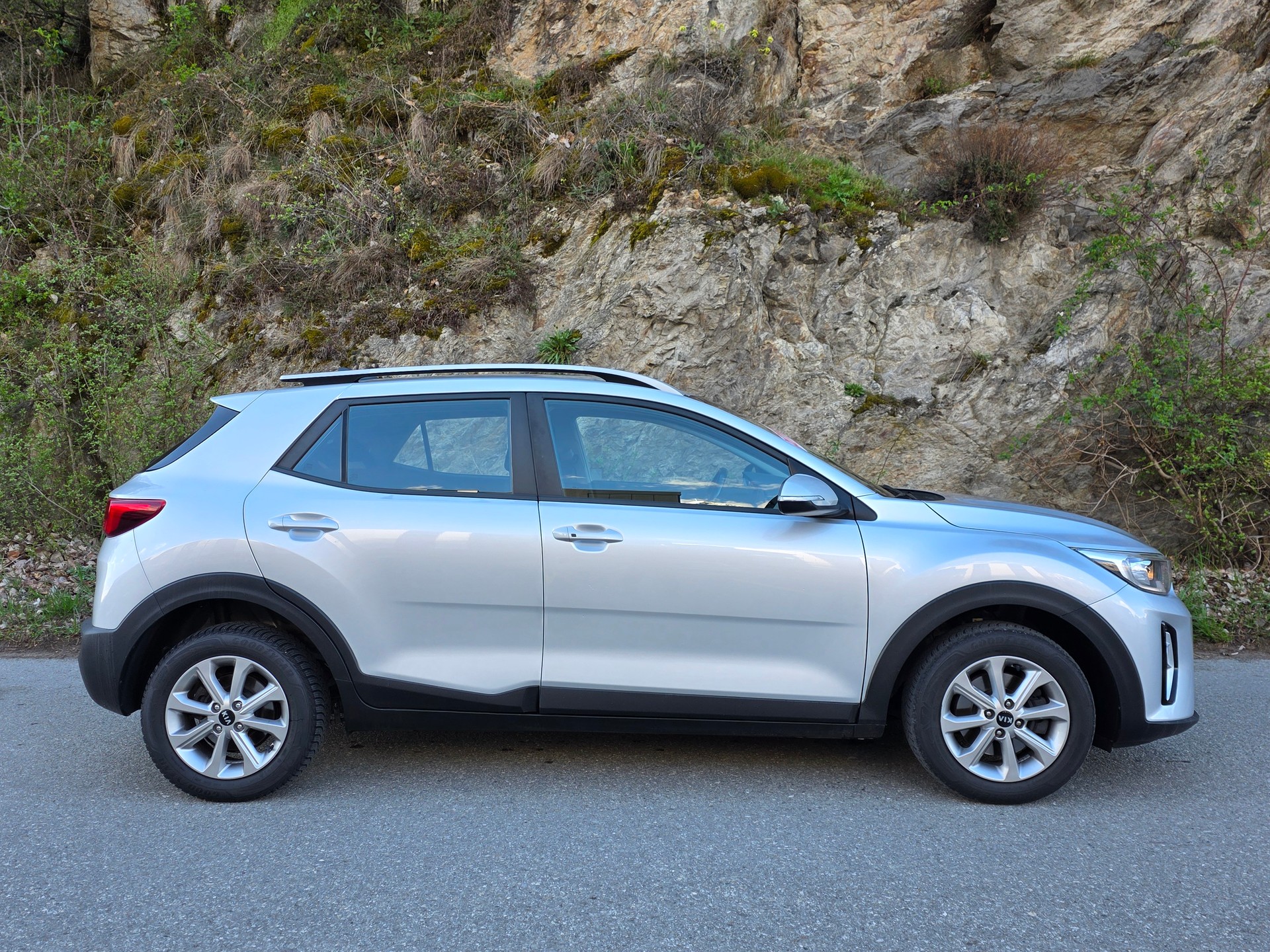 KIA Stonic 1.0 T-GDI Power DCT-image-4