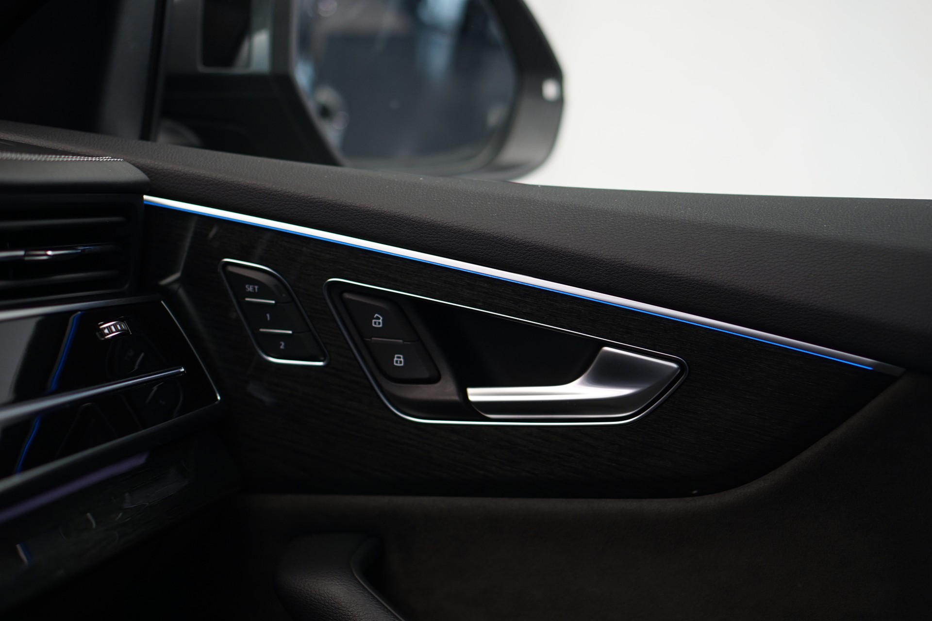 AUDI Q8 50 TDI quattro tiptronic *ABT Tuning* *CH-Fahrzeug*-image-34