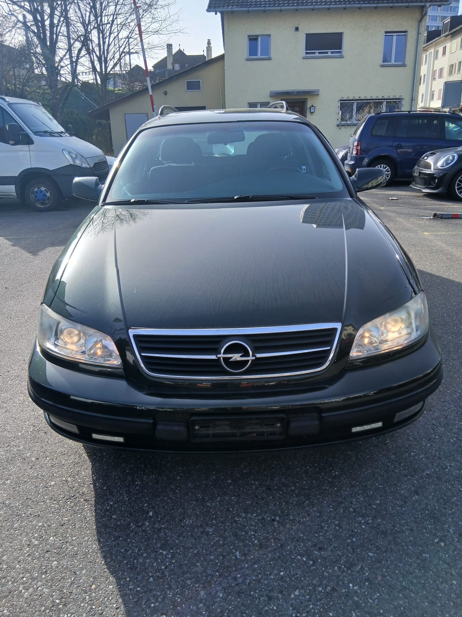 OPEL Omega 2.2i 16V Business