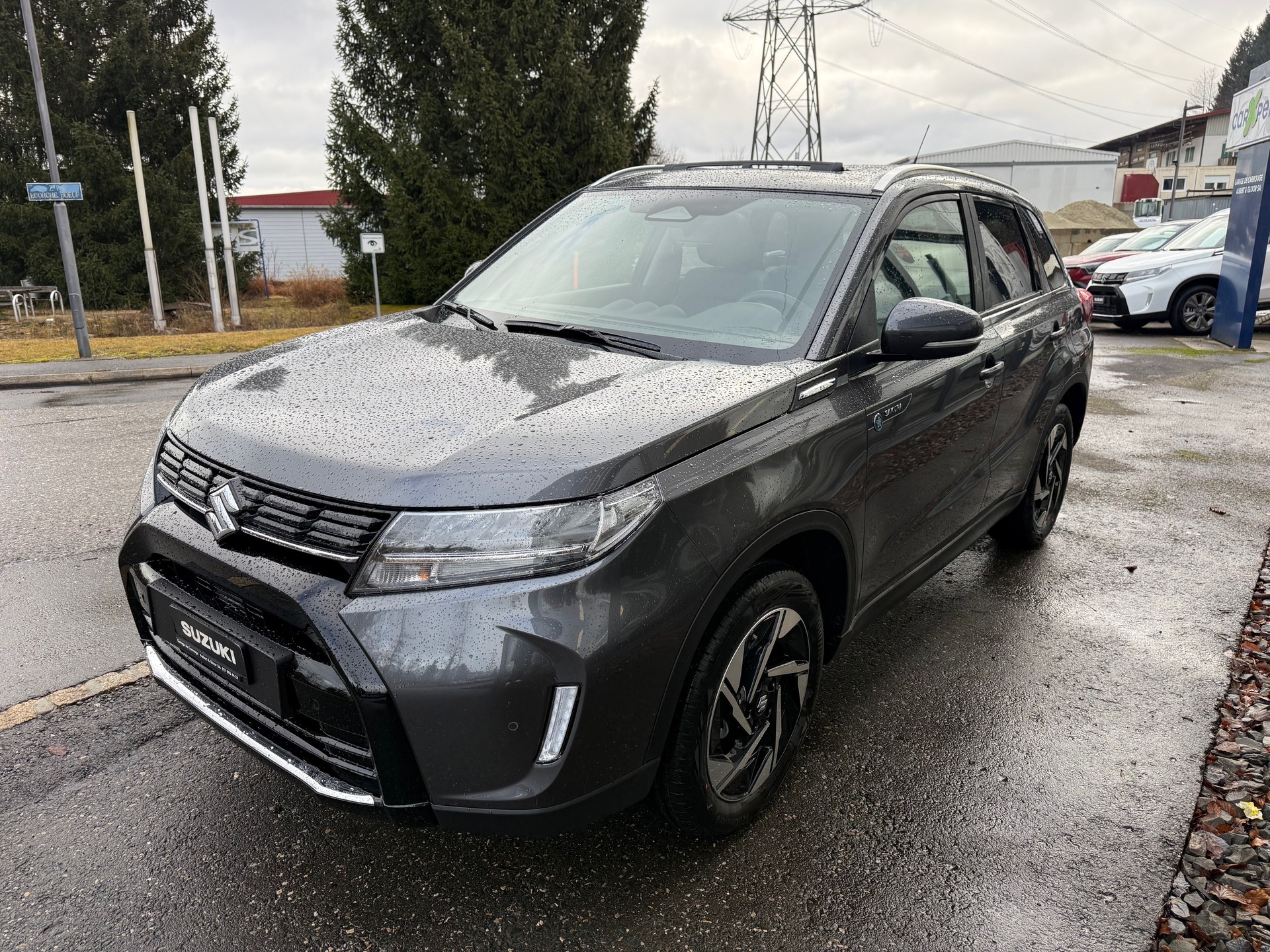 SUZUKI Vitara 1.4 Boosterjet Sakura Top 4x4 Hybrid Automatic-image-2