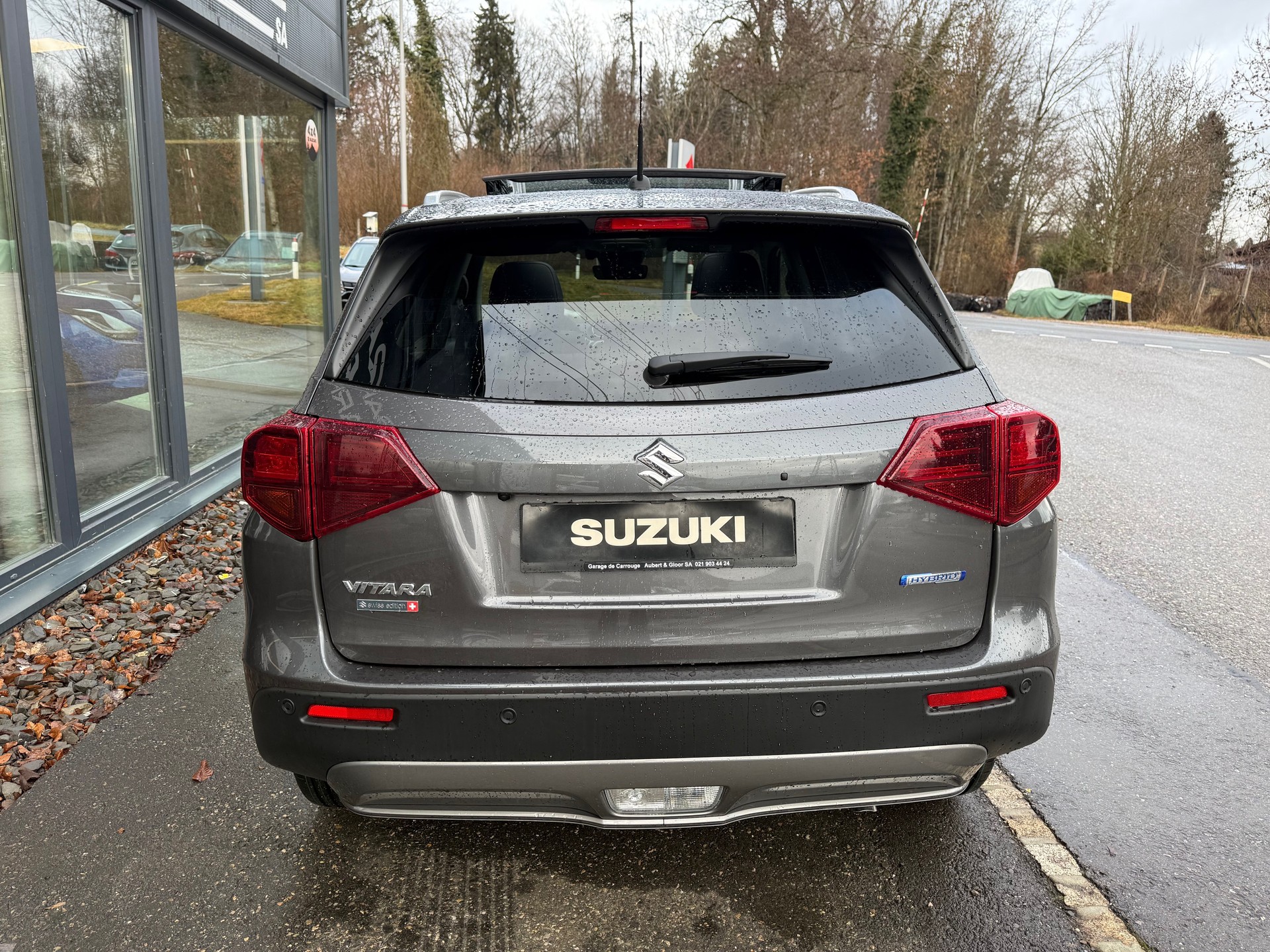 SUZUKI Vitara 1.4 Boosterjet Sakura Top 4x4 Hybrid Automatic-image-4
