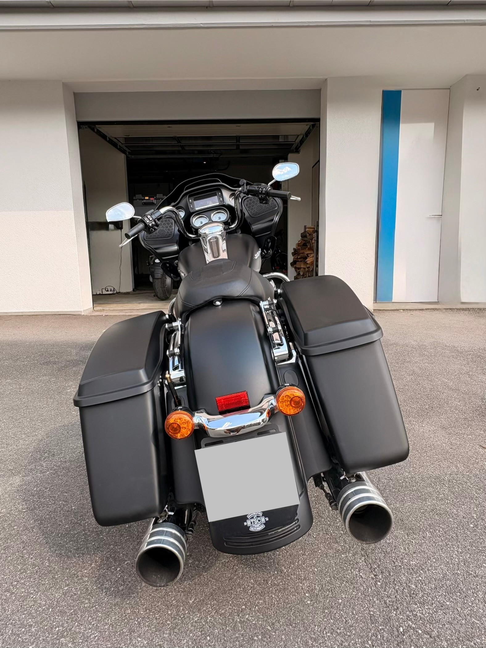 HARLEY-DAVIDSON FLTRXS ROAD GLIDE SPECIAL - Milwaukee-Eight 107-image-2