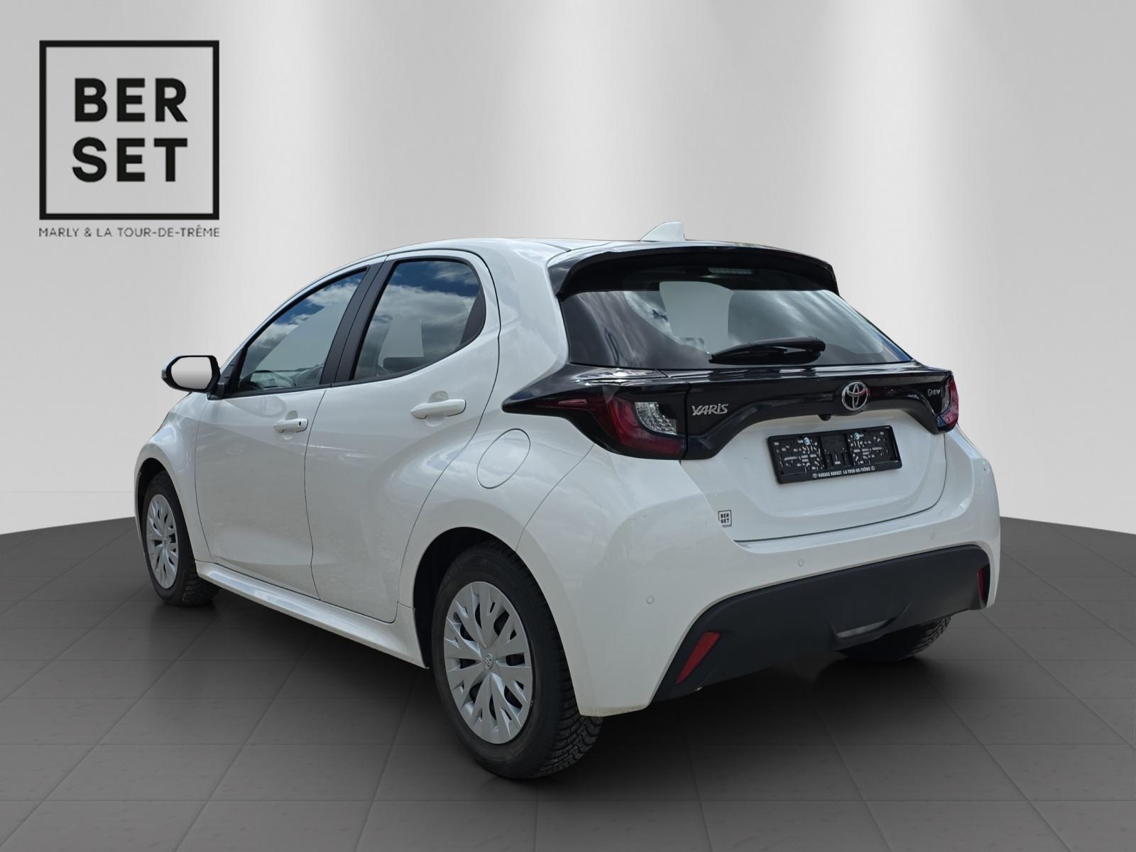 TOYOTA Yaris 1.5 VVT-i HSD Comfort-showroom-element-2