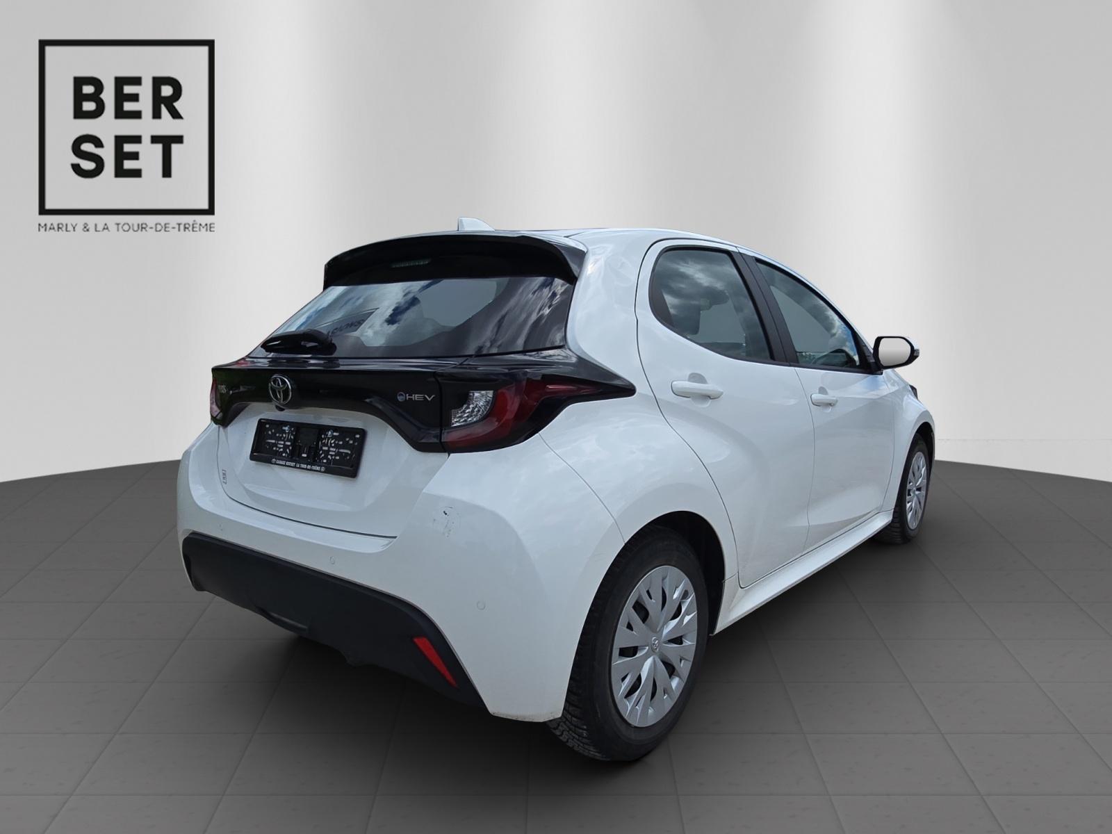 TOYOTA Yaris 1.5 VVT-i HSD Comfort-image-4