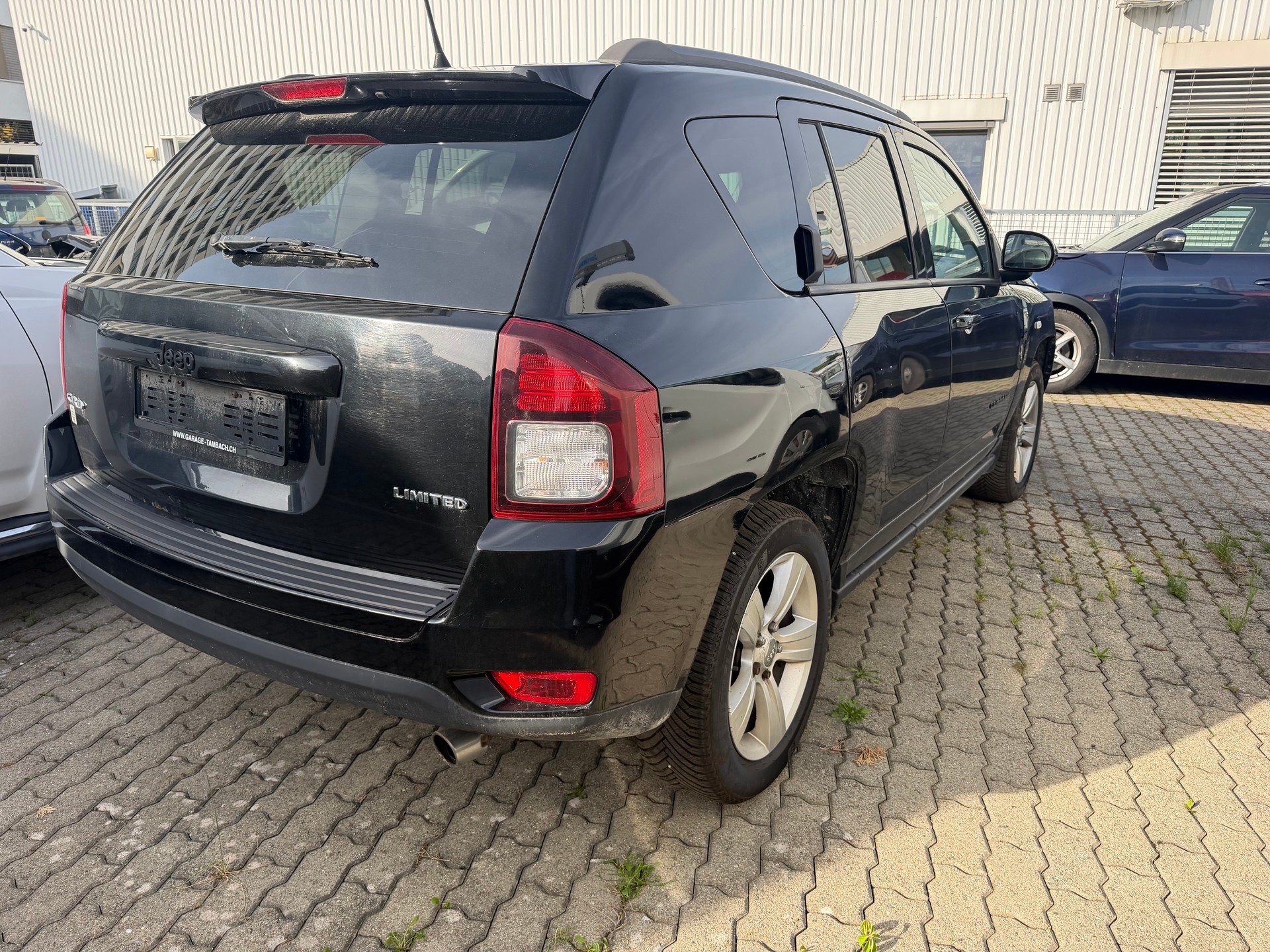 JEEP Compass 2.2 CRD Limited-showroom-element-2