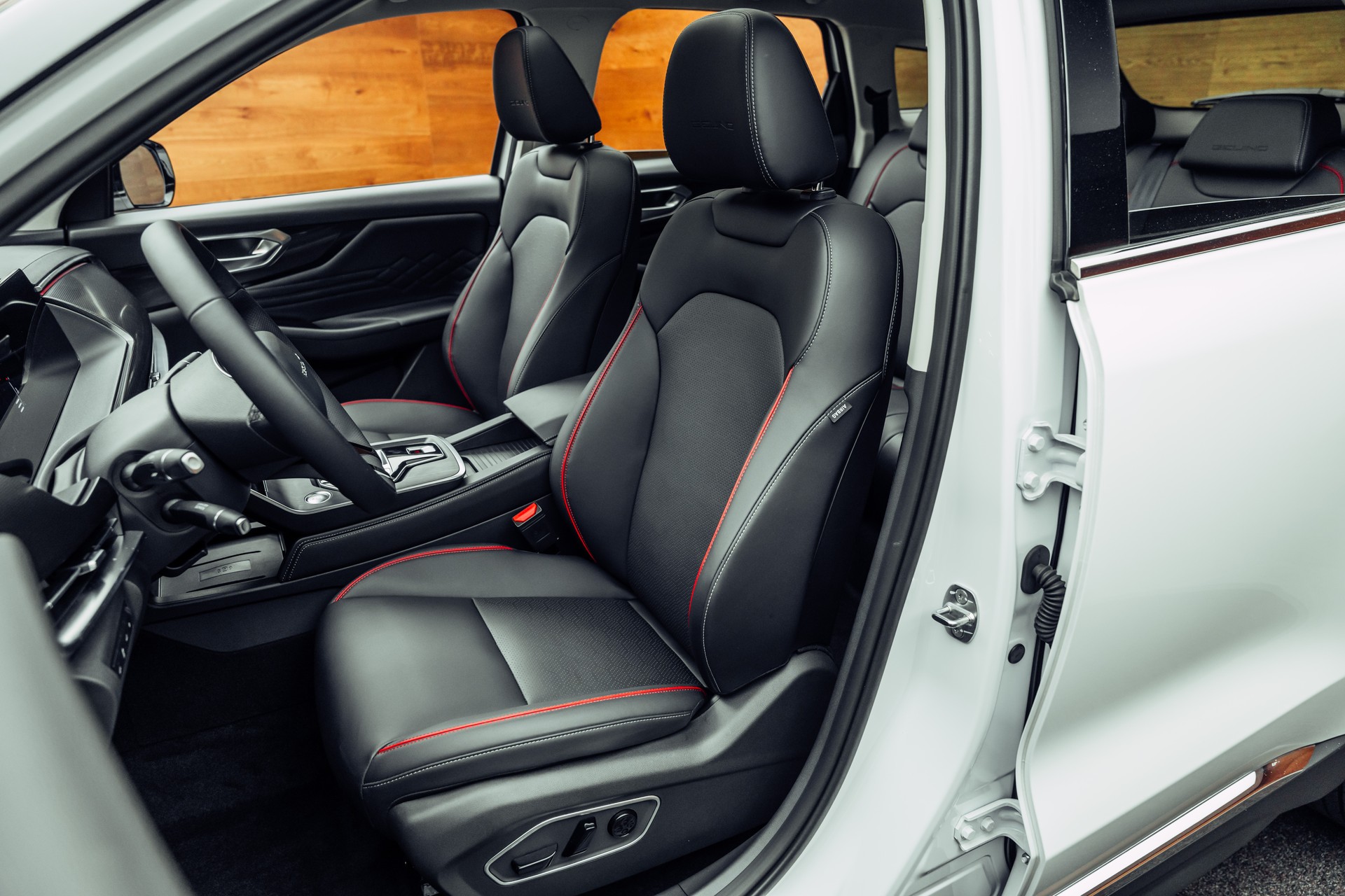 BAIC X7 1.5 Luxury-image-5