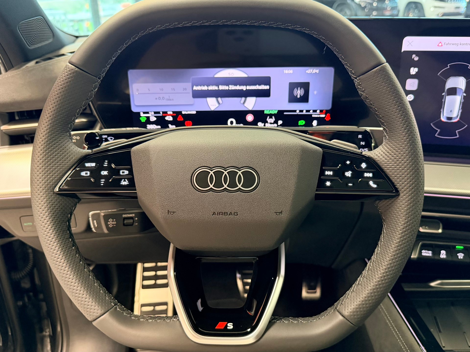 AUDI Q3 Sportback e-hybrid 200 kW S tronig-image-26