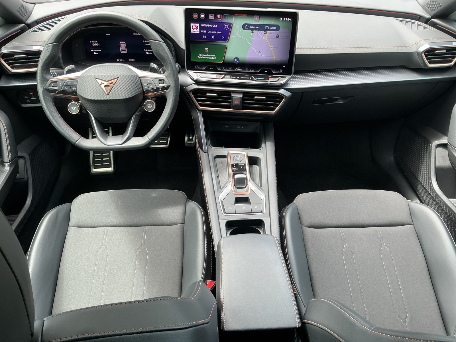 CUPRA LEON ST 1.5 eTSI DSG-image-8