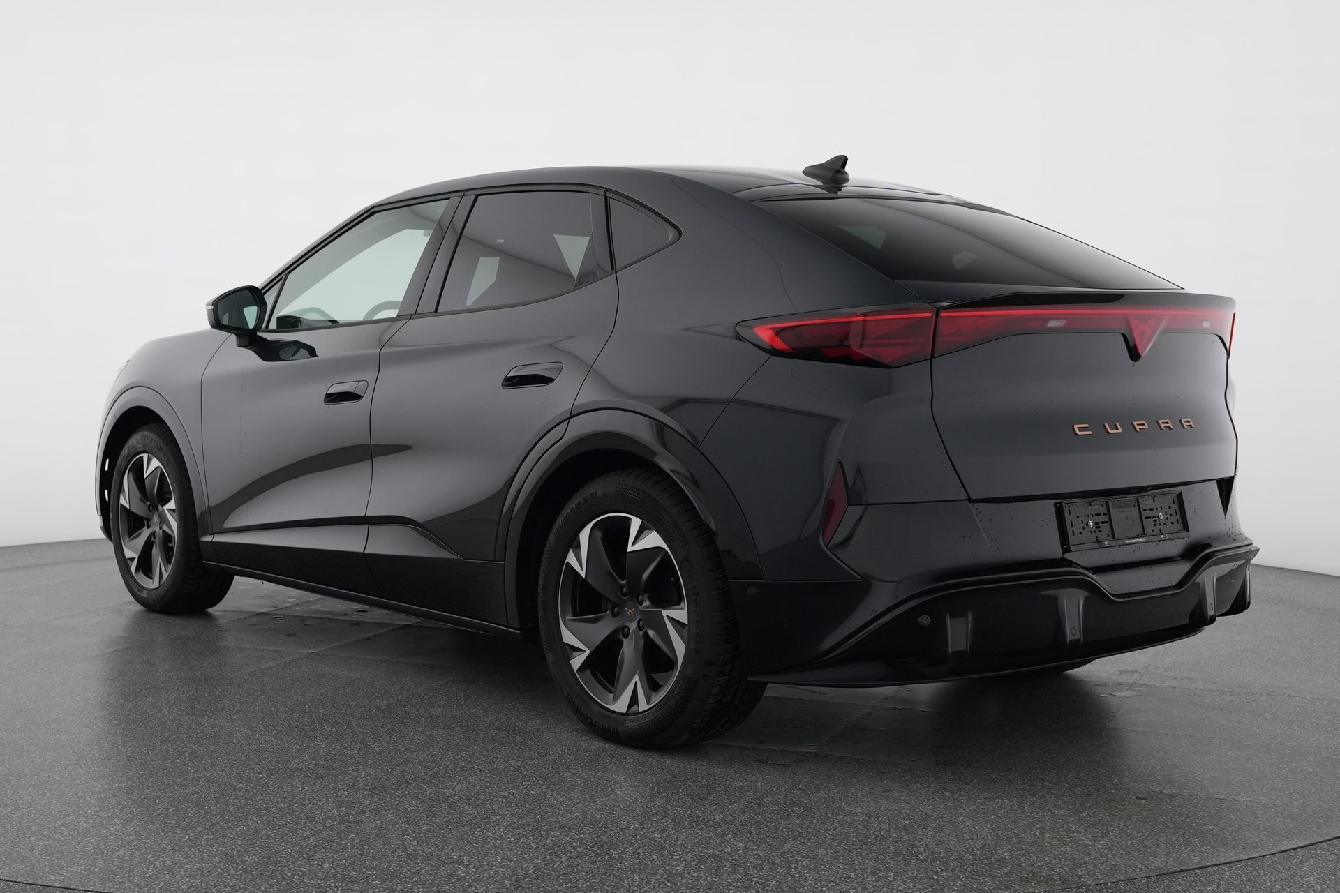 CUPRA Tavascan Type 4 77 kWh Endurance Edge mit Wärmepumpe-showroom-element-2