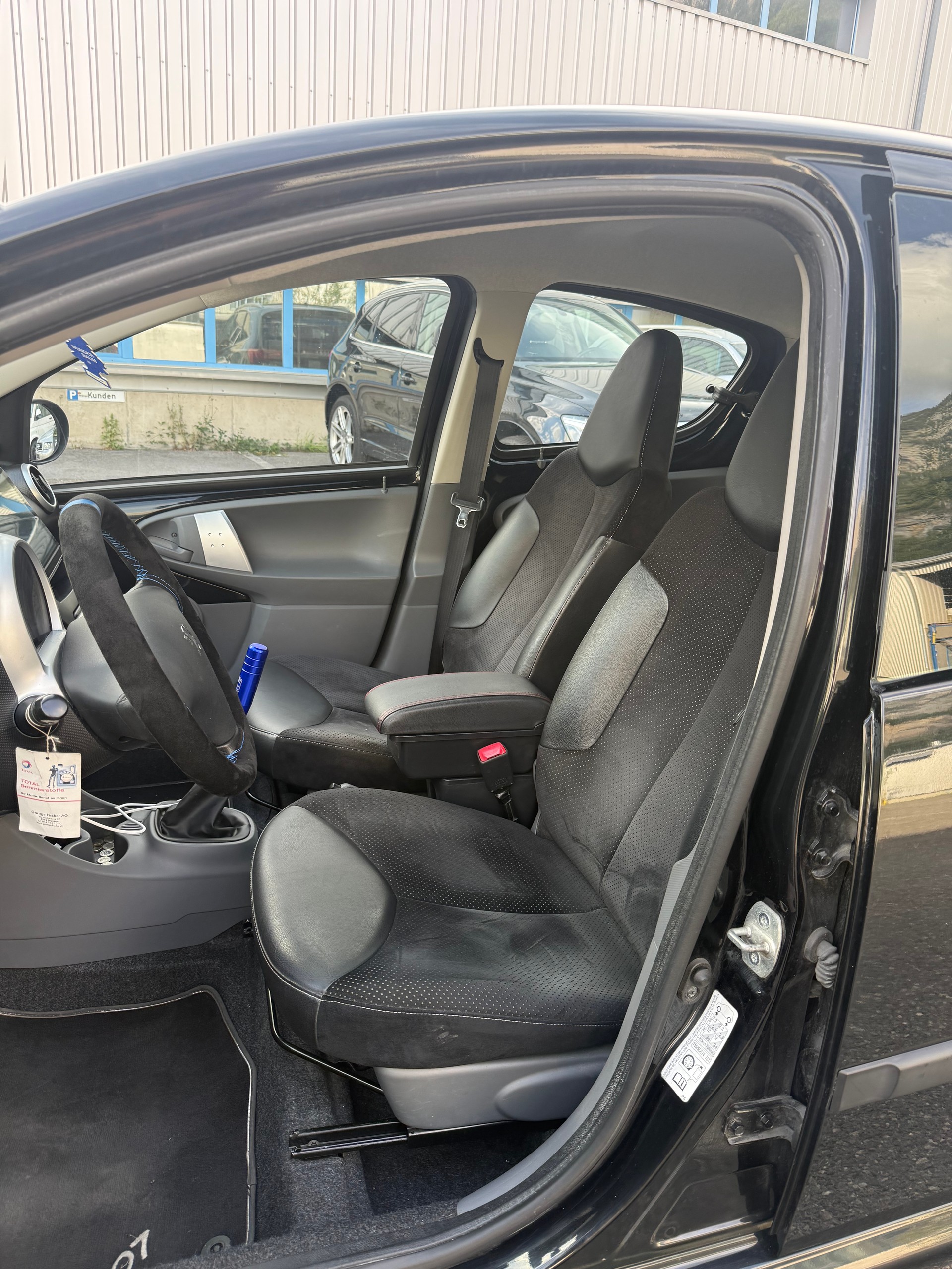 PEUGEOT 107 1.0 Trendy-image-7