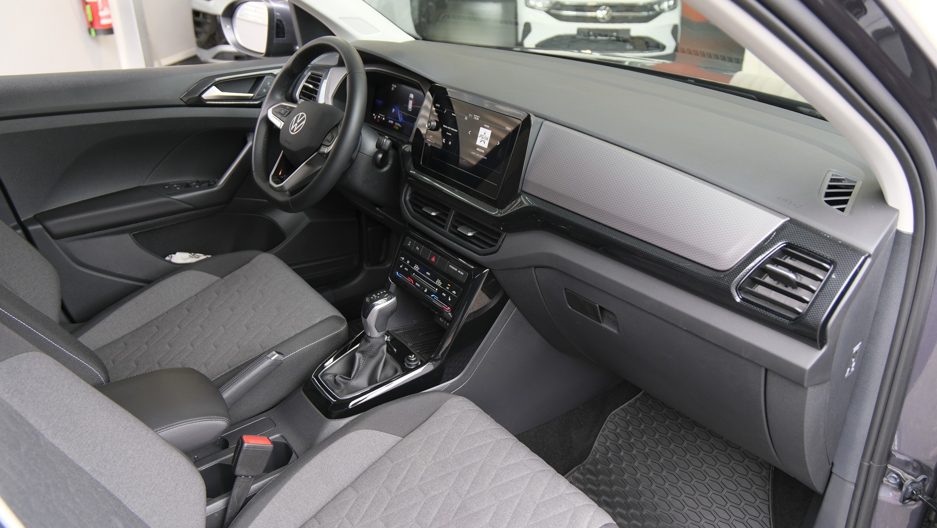 VW T-Cross 1.0 TSI EVO United DSG-image-14
