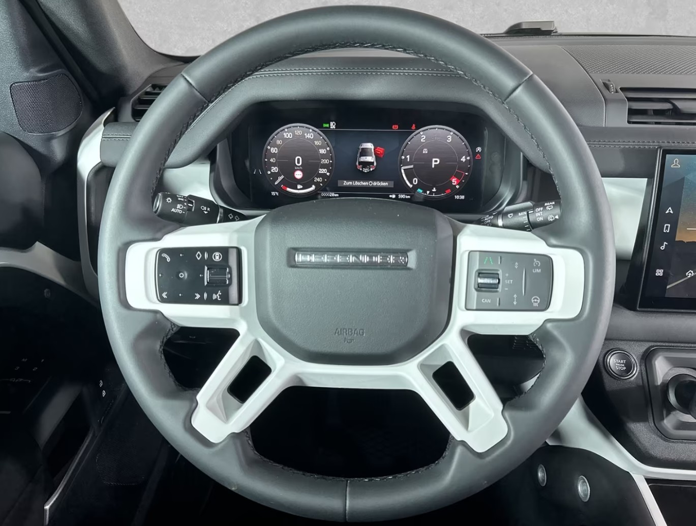 LAND ROVER Defender 90 3.0D I6 250 X-Dynamic SE AT8-image-8