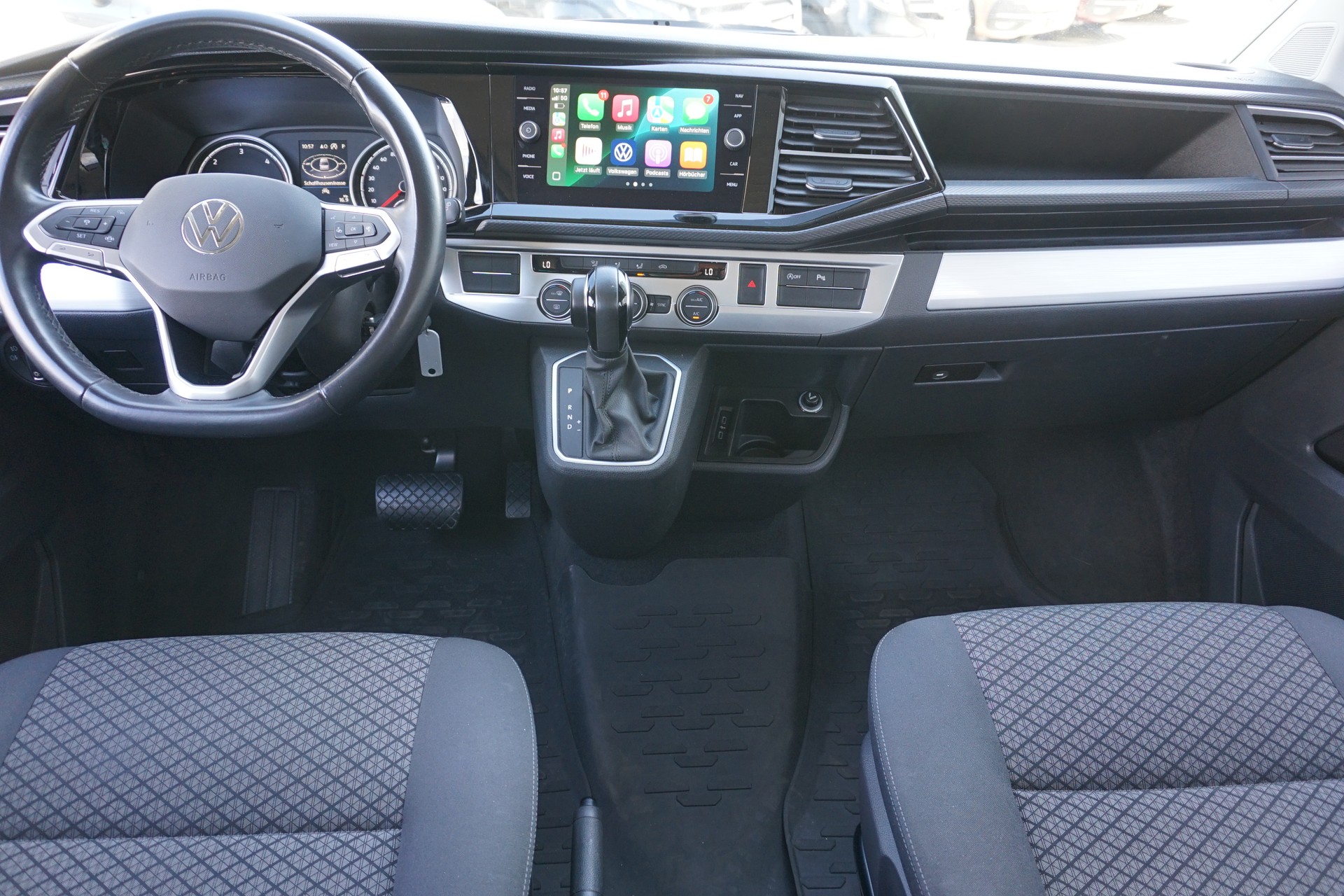 VW T6.1 California TDI Beach Liberty Automat 150PS mit Mini-Küche!!-image-26