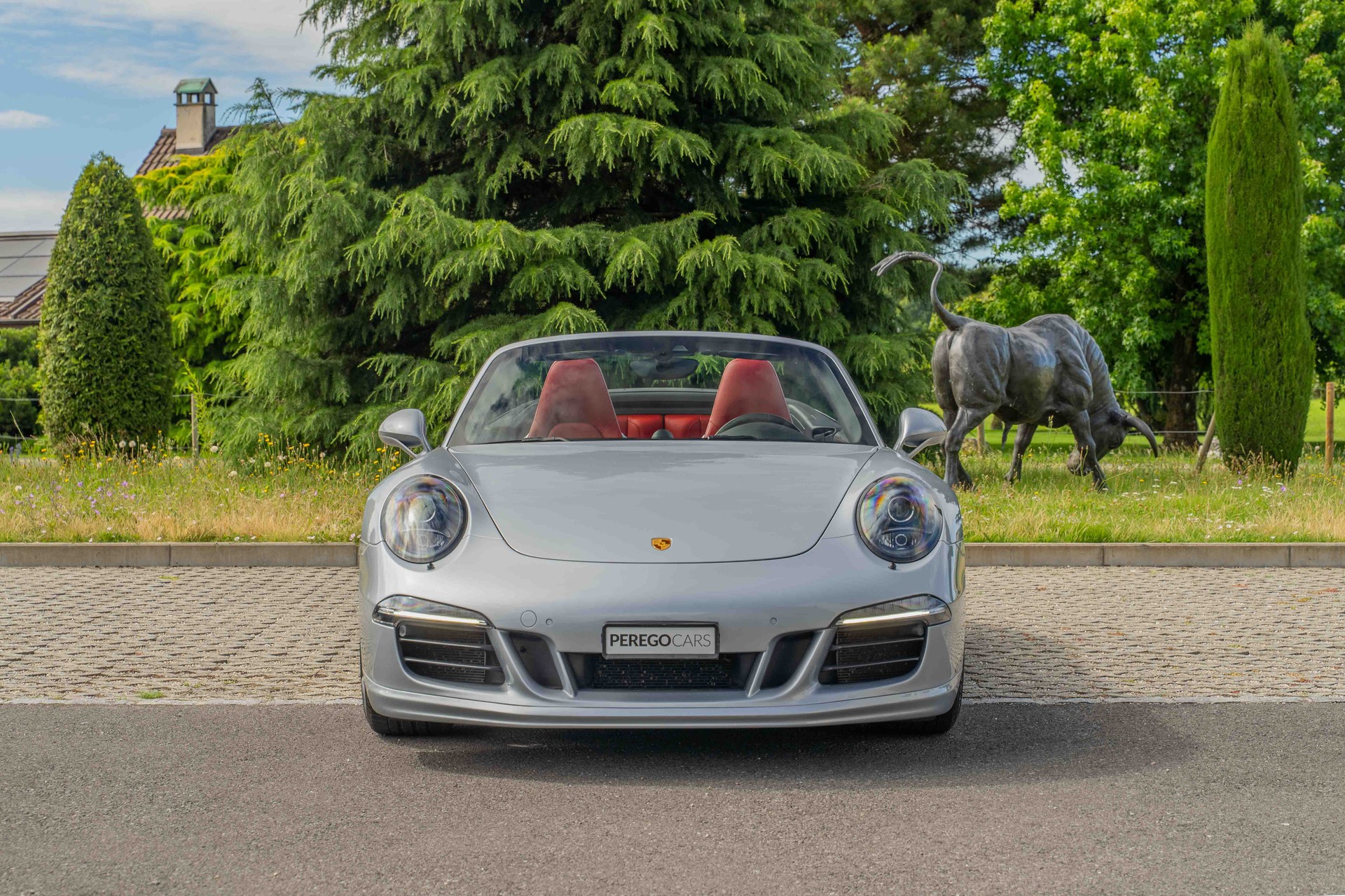 PORSCHE 911 Cabrio Carrera 4 GTS-image-2