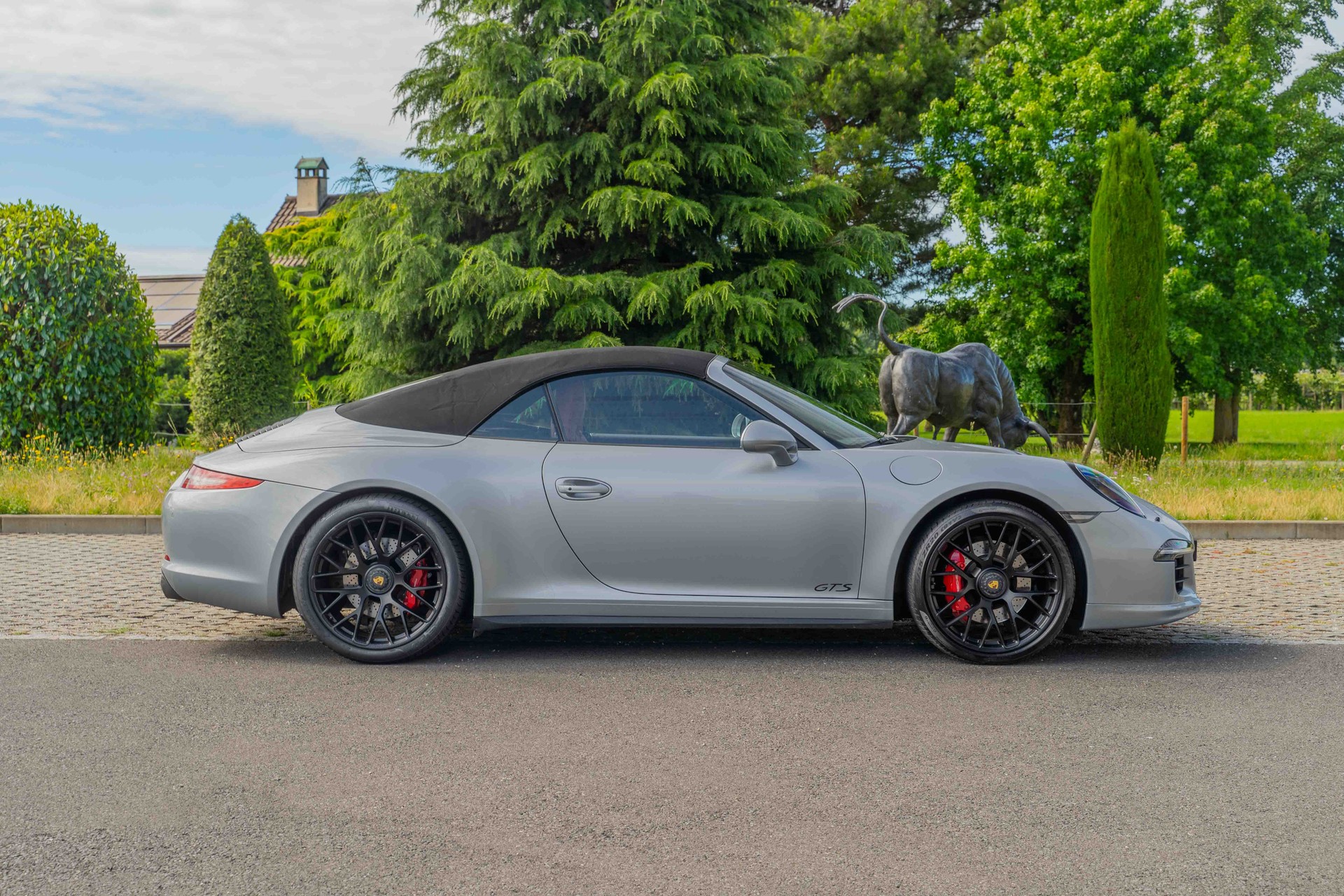 PORSCHE 911 Cabrio Carrera 4 GTS-image-3