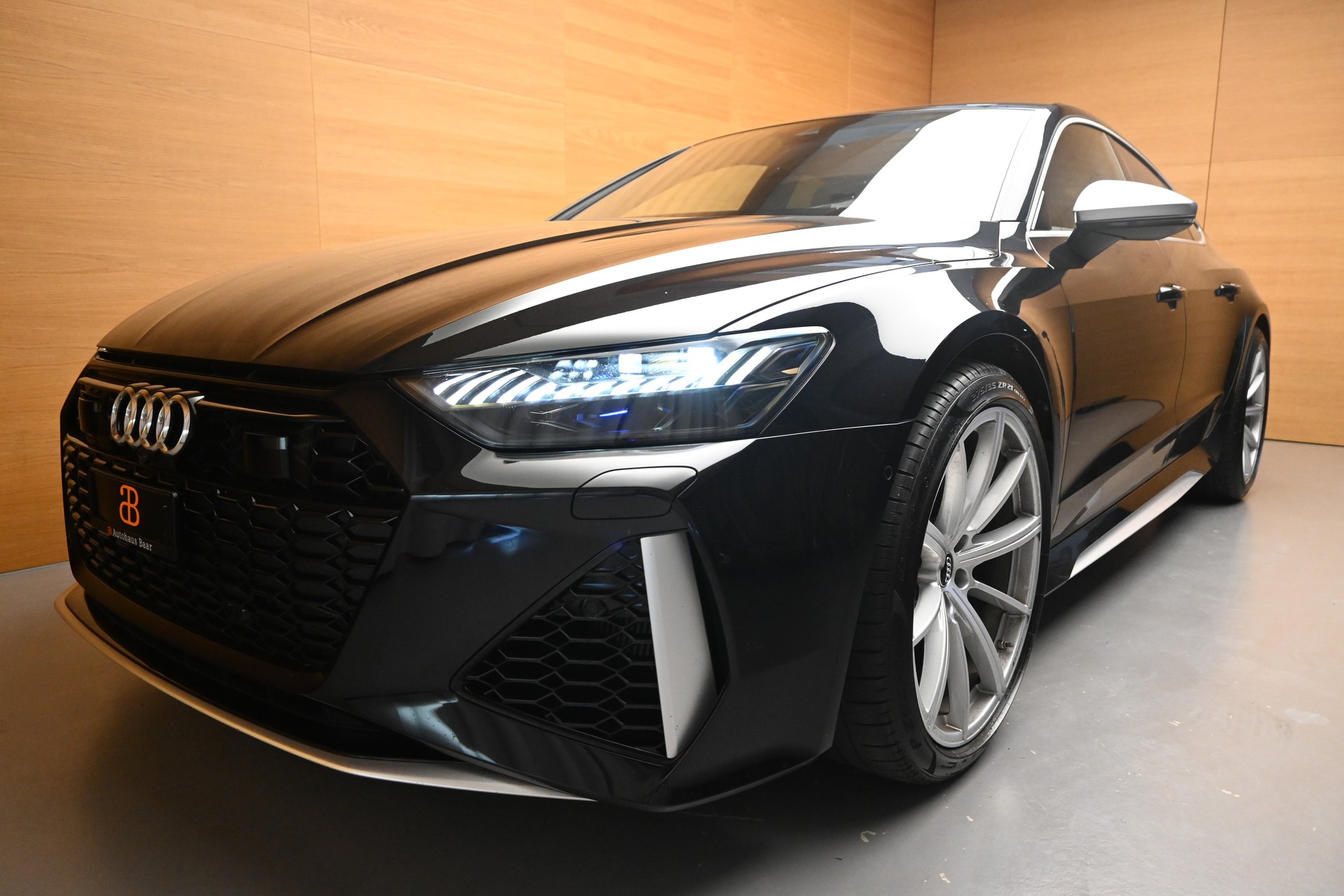 AUDI RS7 4.0 V8 TFSI quattro T-Tronic-showroom-element-2