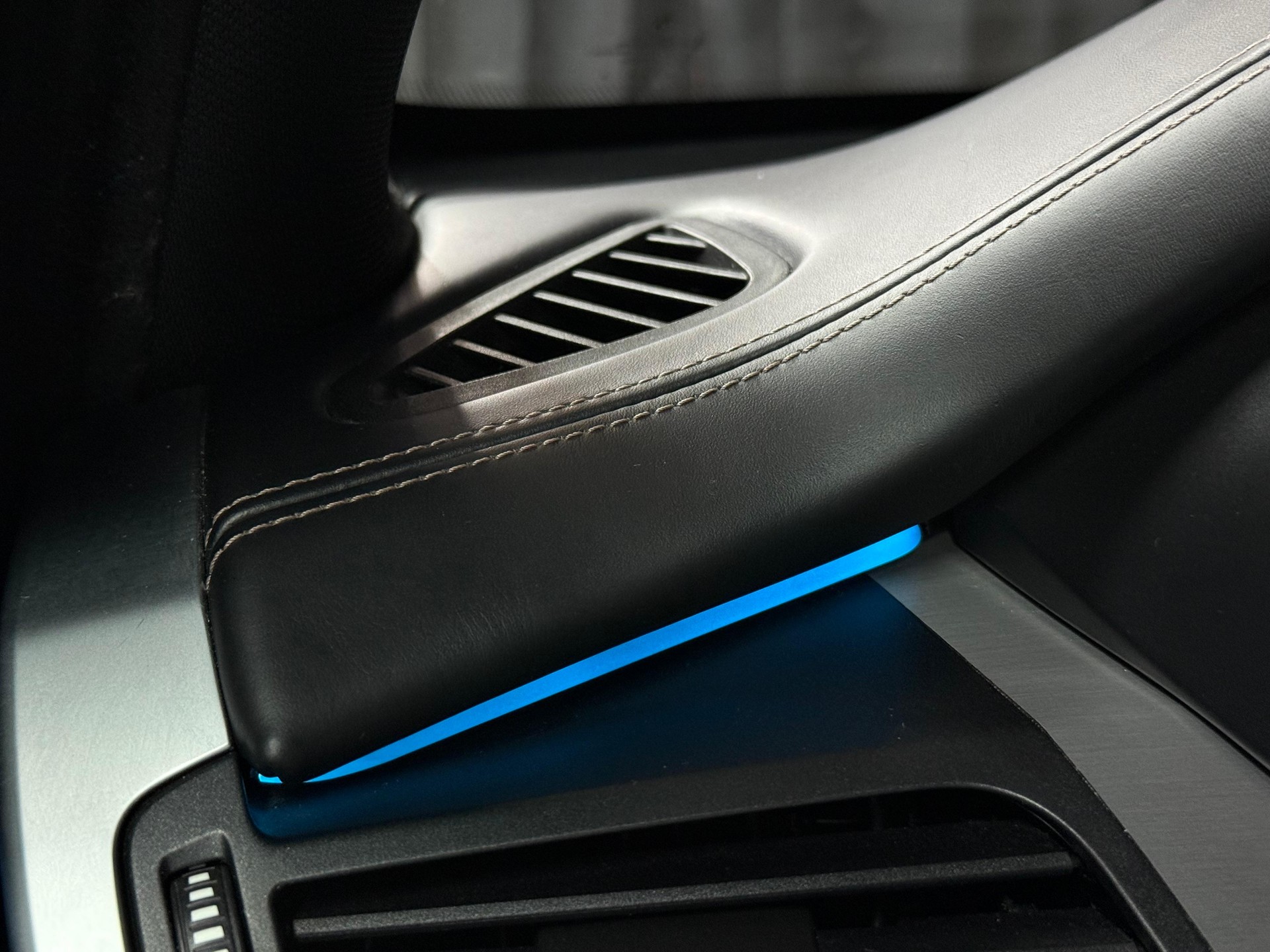 BMW X5 xDrive 40d Steptronic / 7 Plätze / Anhängerkupplung-image-16