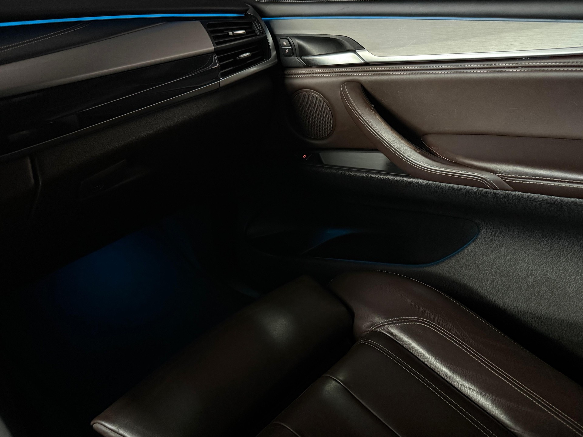 BMW X5 xDrive 40d Steptronic / 7 Plätze / Anhängerkupplung-image-15