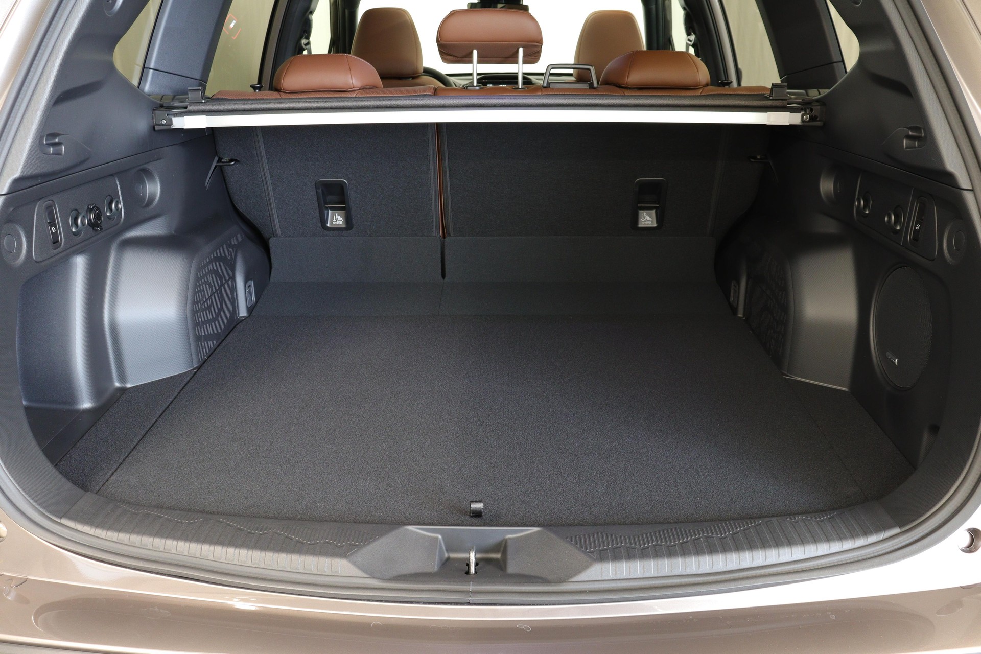 SUBARU Forester Station 2.0i e-Boxer Luxury-image-12