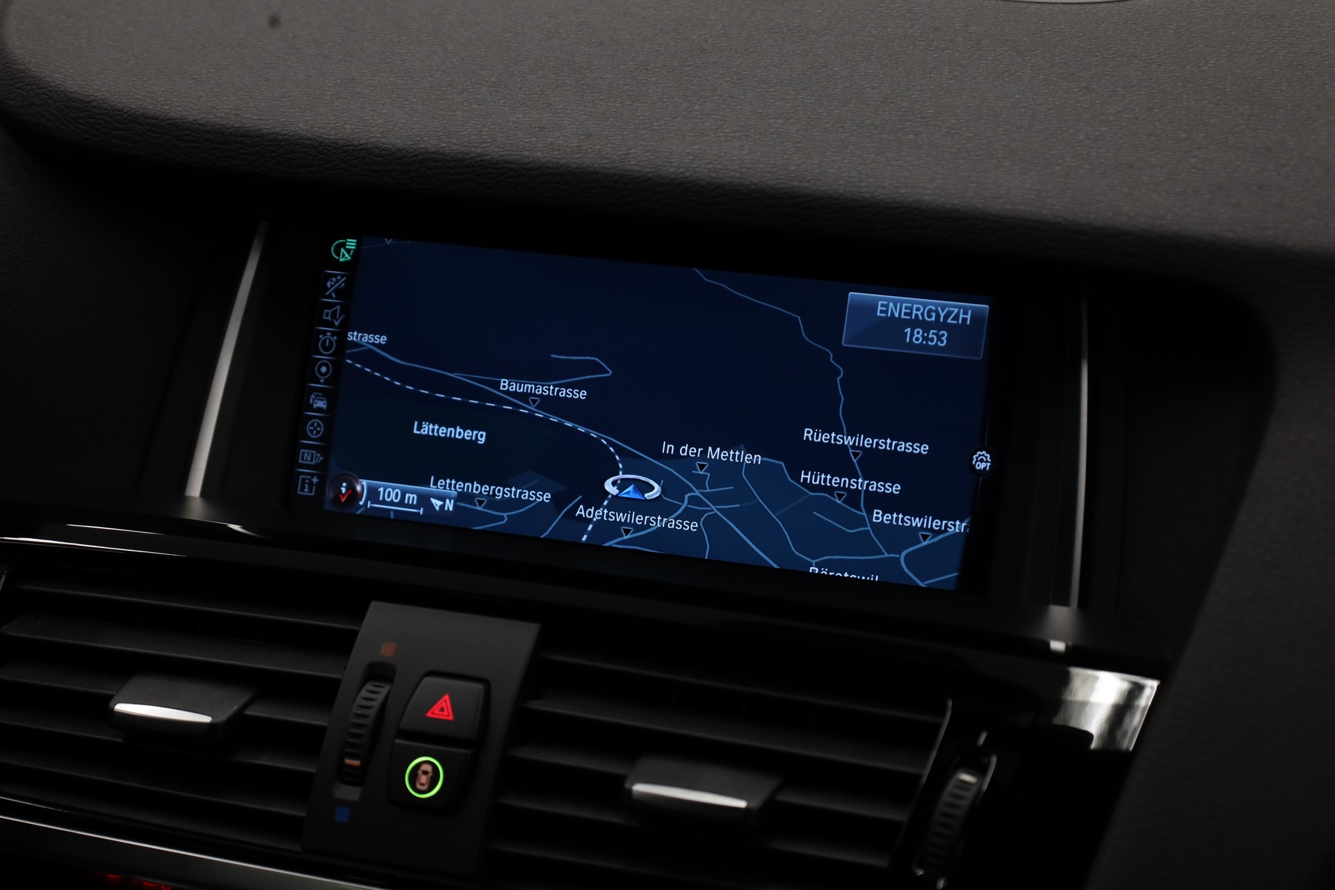 BMW X4 20d xDrive-image-17