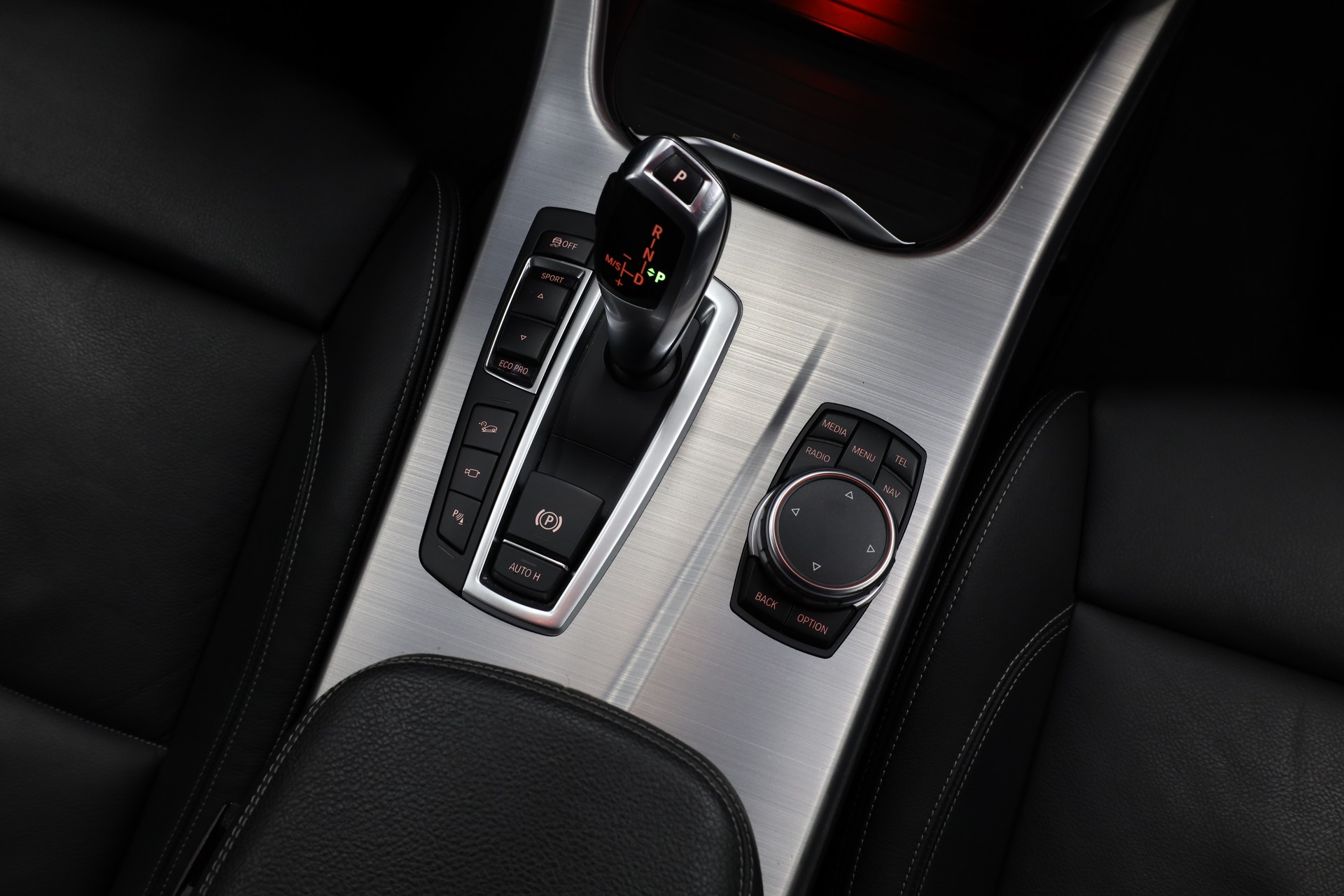 BMW X4 20d xDrive-image-16