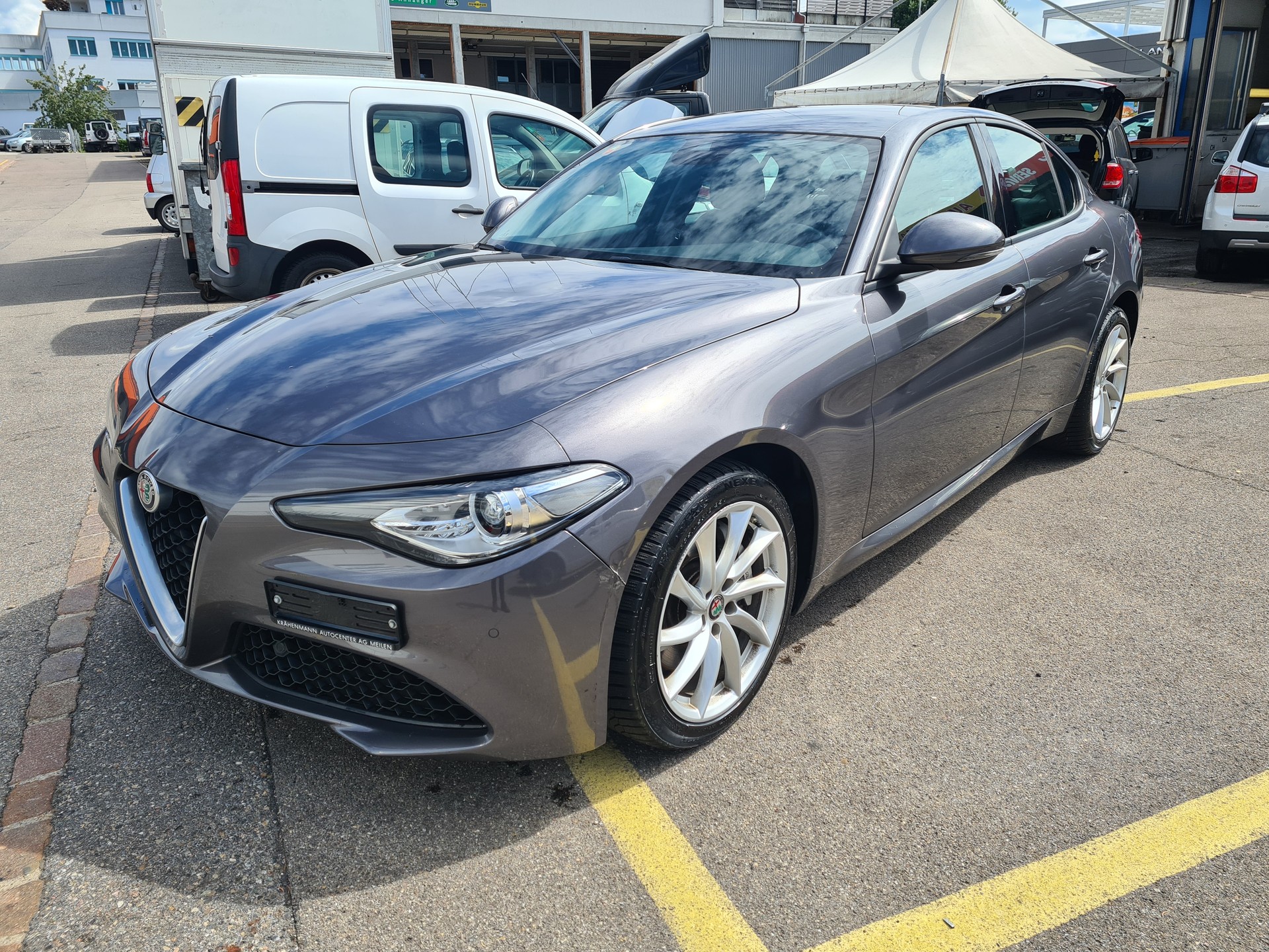ALFA ROMEO Giulia 2.2 JTDM Business Automatic Q4-showroom-element-2
