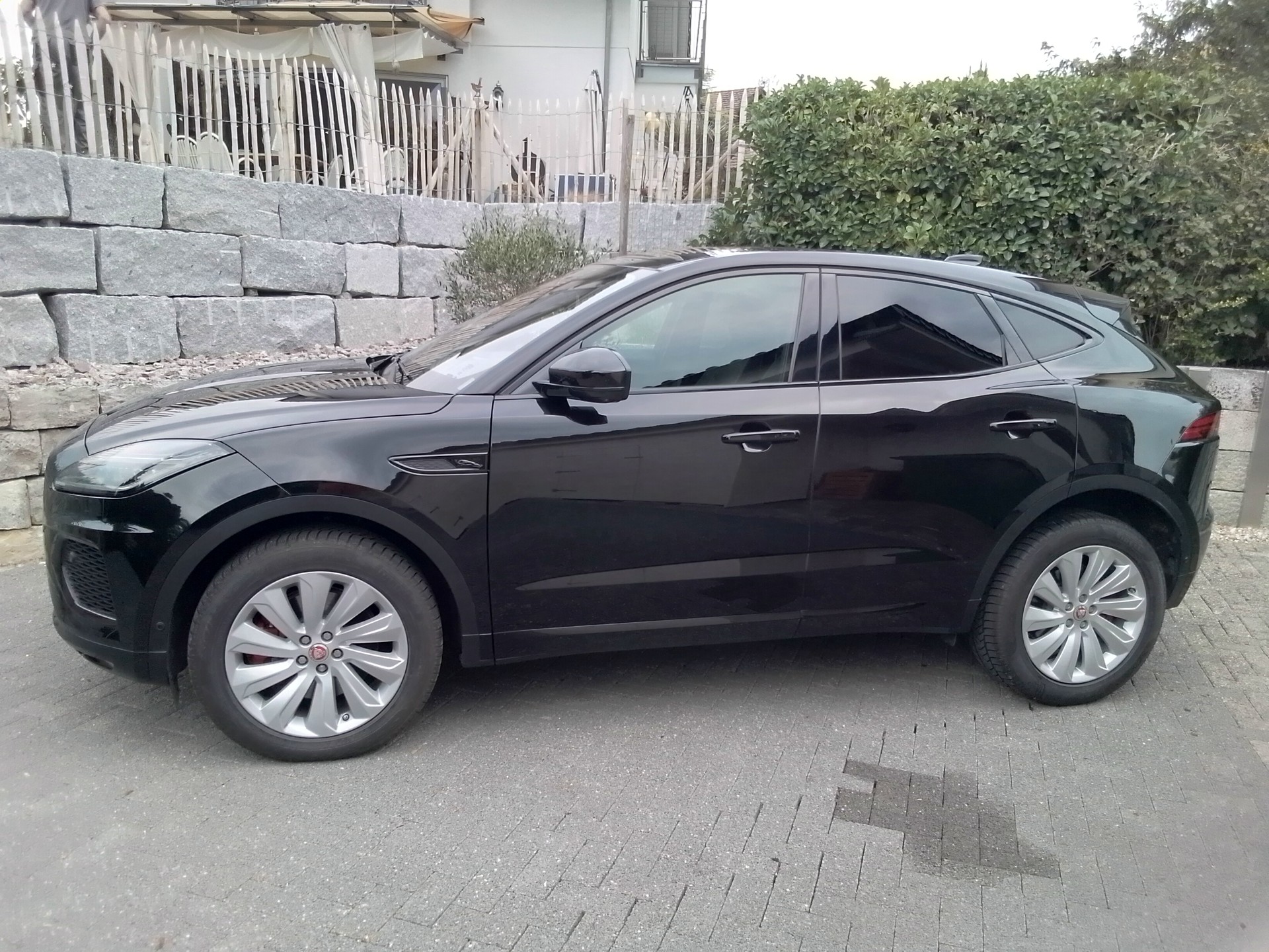 JAGUAR E-Pace 2.0 I4 300 Sport AWD-image-5
