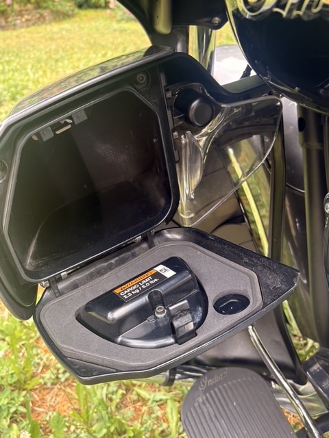 INDIAN Roadmaster-image-12