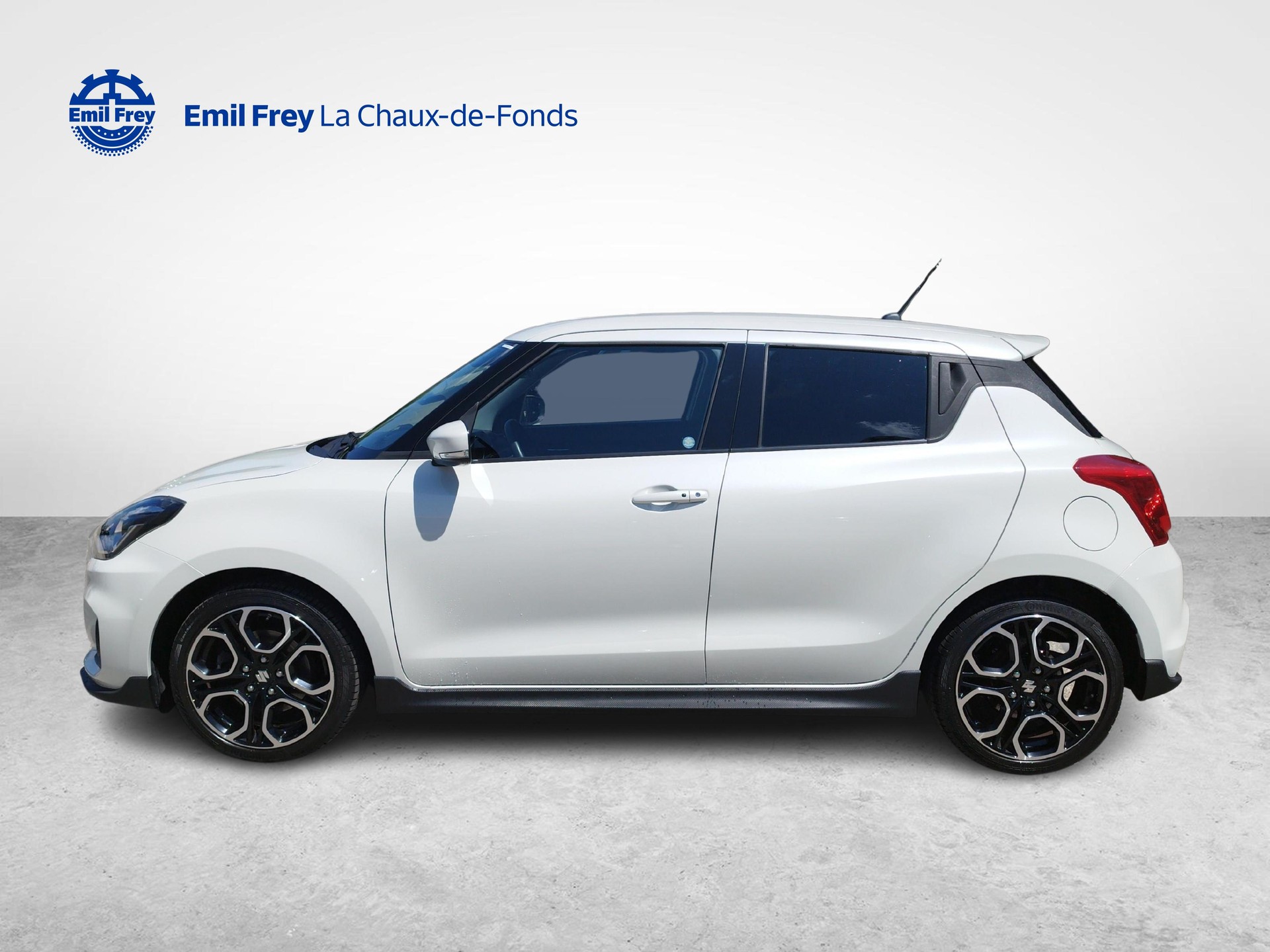 SUZUKI Swift 1.4 T Sport Compact Top-showroom-element-1