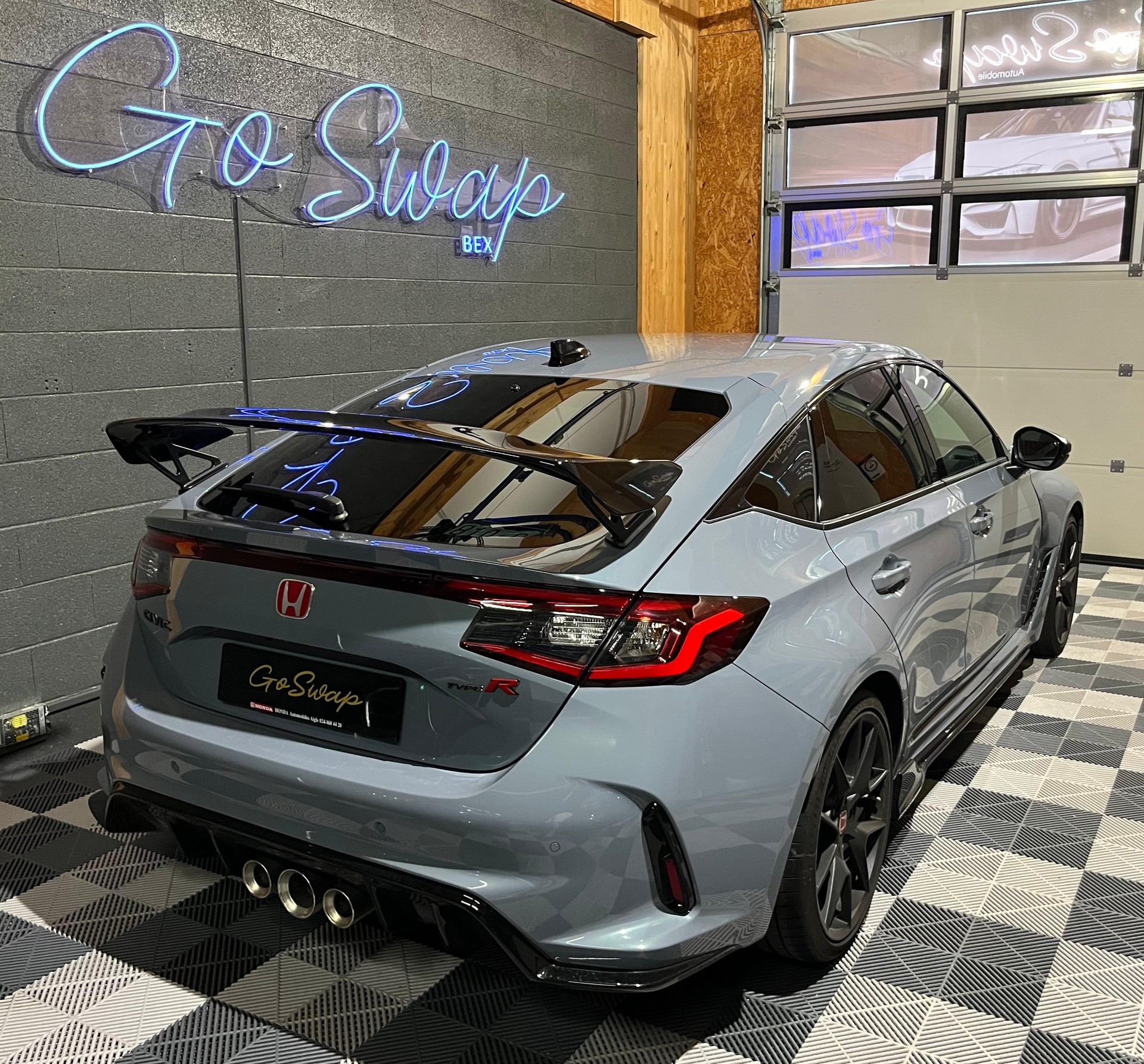 HONDA Civic 2.0 i-VTEC Type R-showroom-element-3