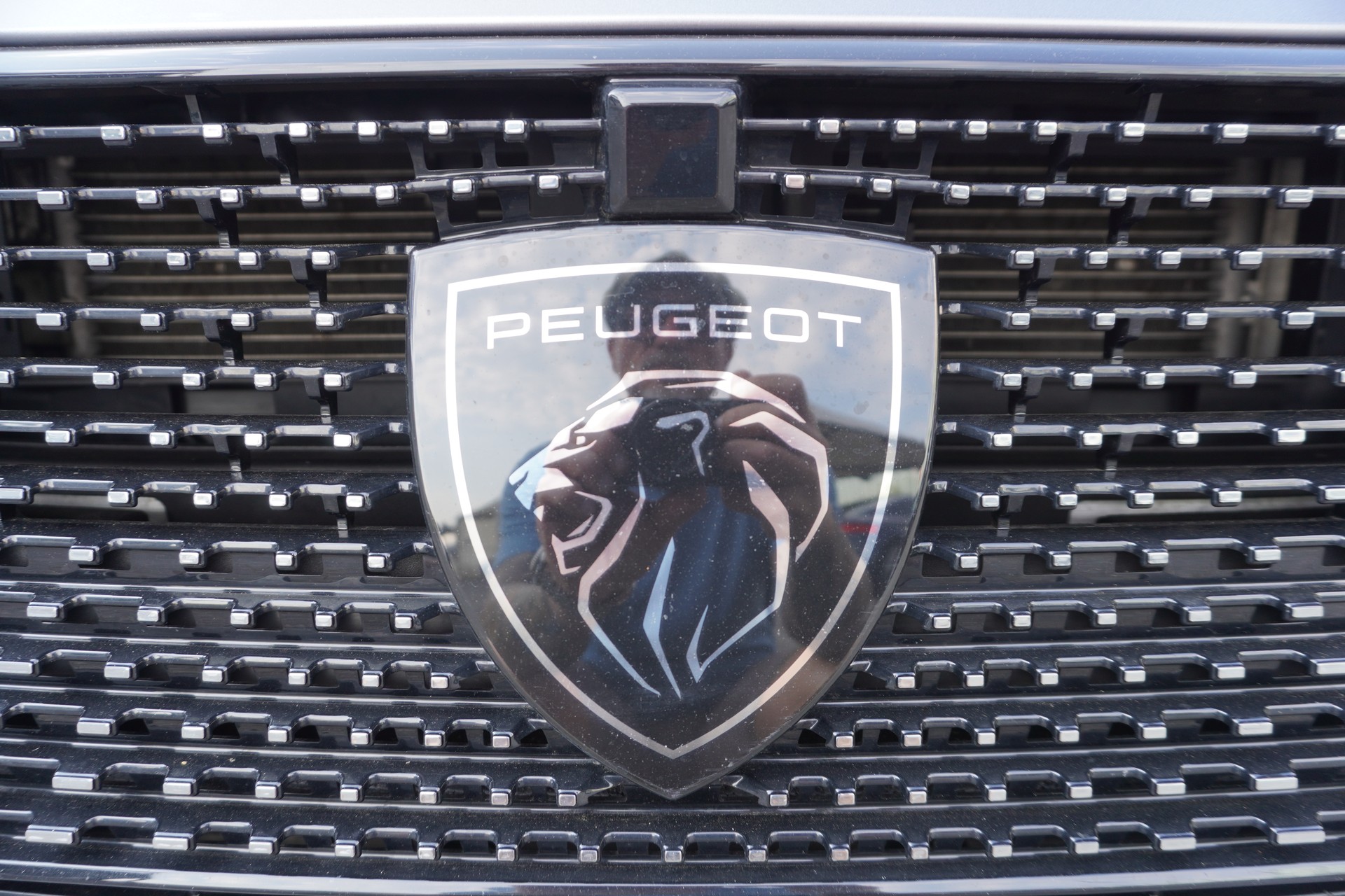 PEUGEOT 308 SW 1.6 PHEV 180 GT-image-39