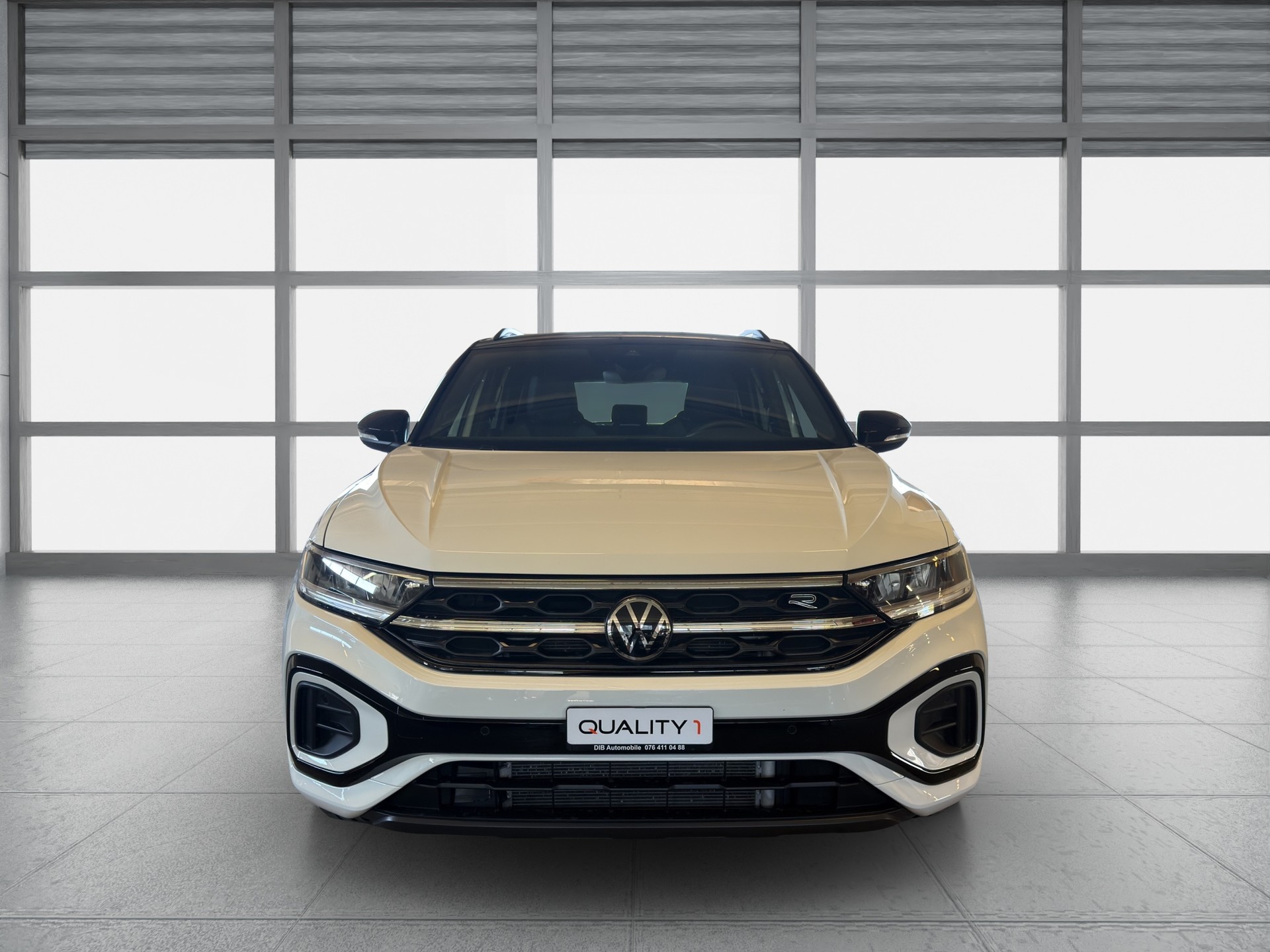 VW T-Roc 2.0 TSI R-Line DSG 4Motion*TOP ZUSTAND*NUR 26000 KM*TOP AUSSTATTUNG*-showroom-element-1