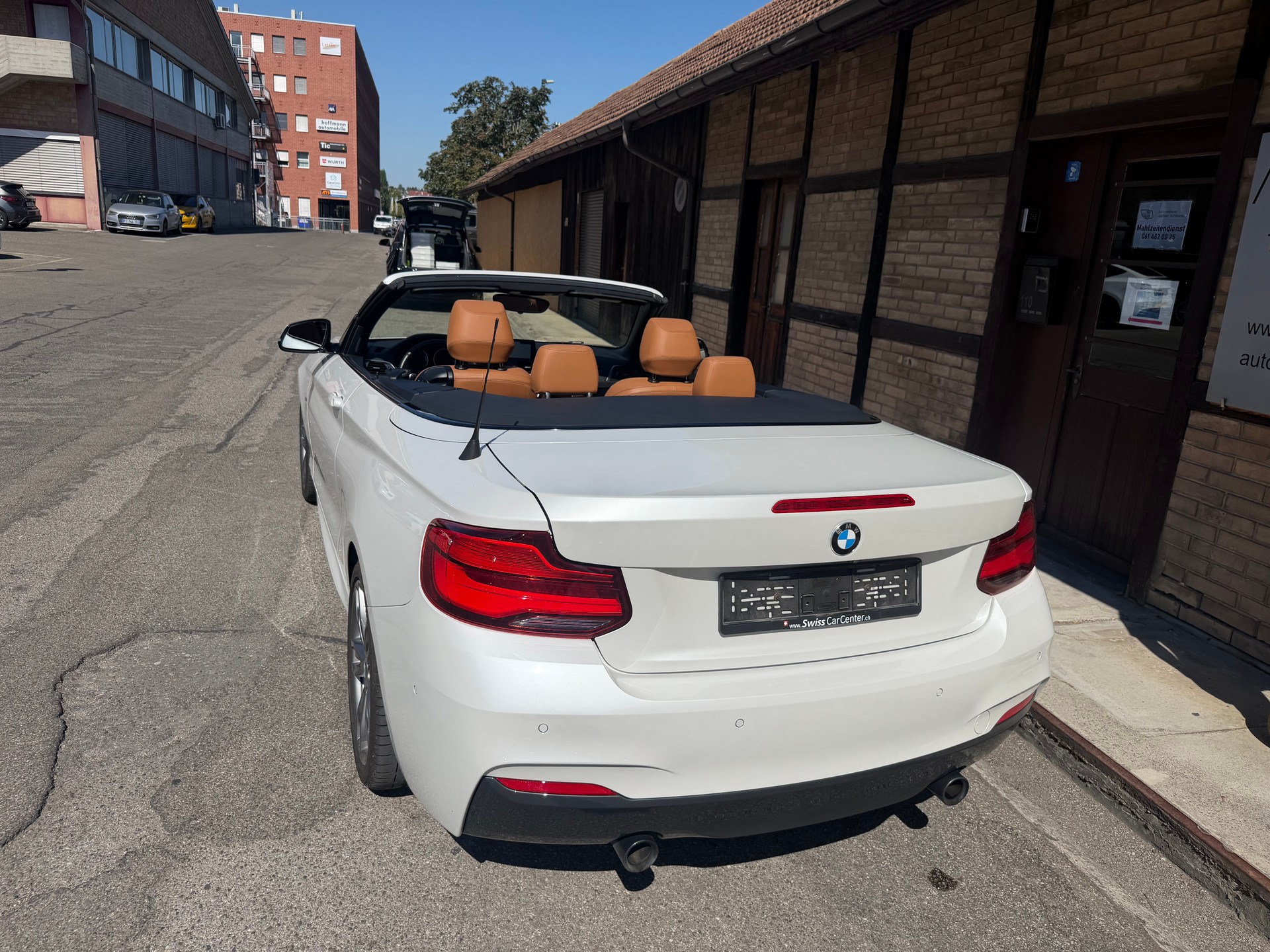 BMW M240i Steptronic-image-2