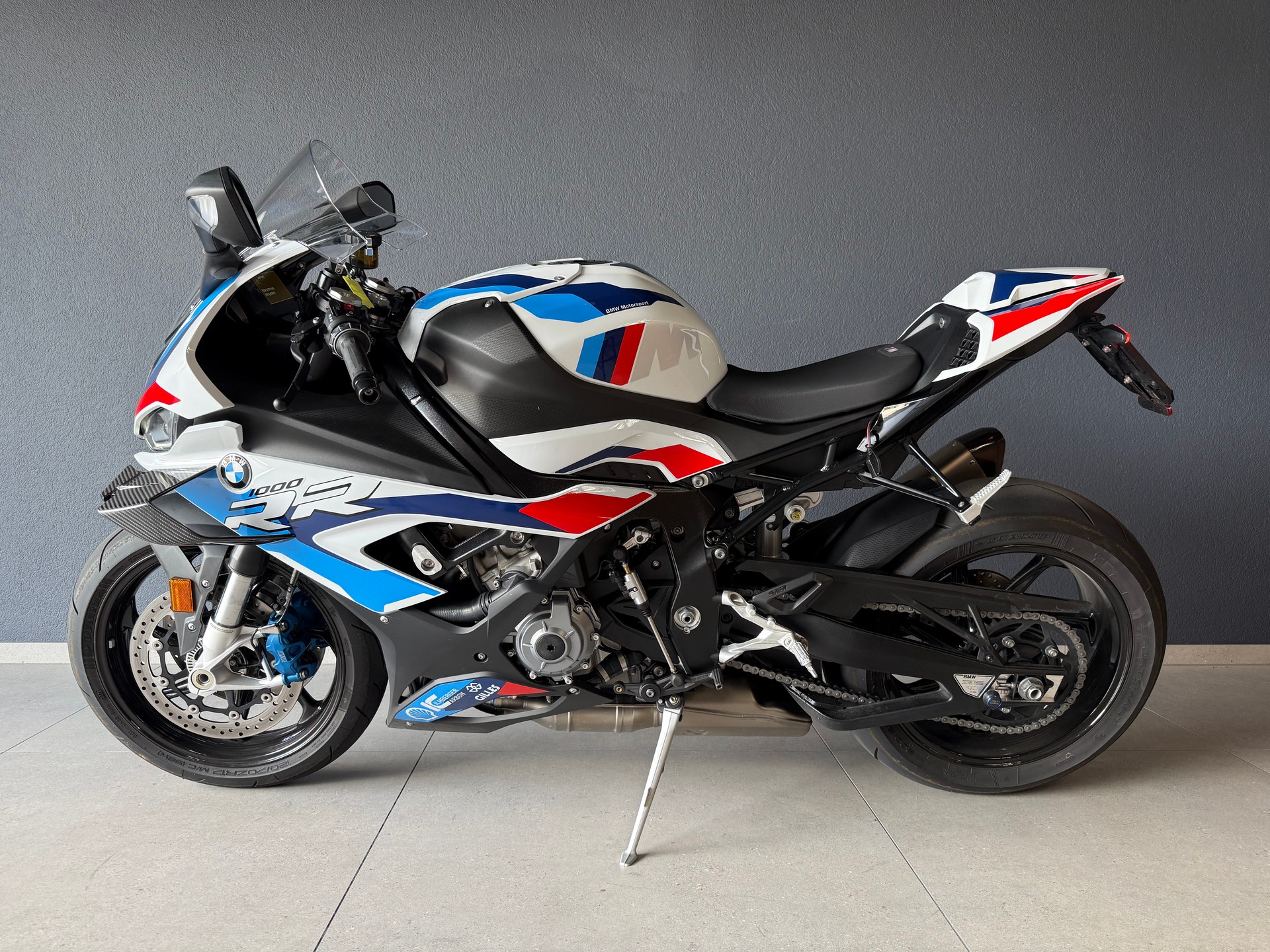 BMW M 1000 RR