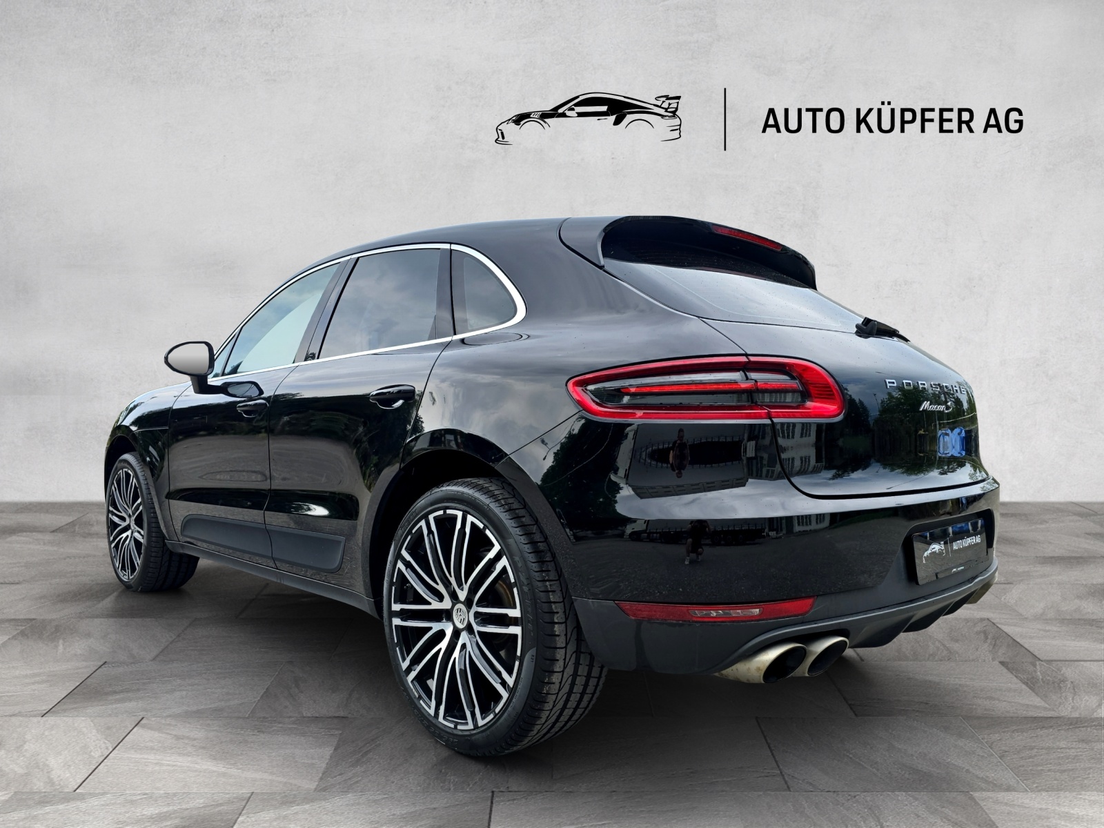 PORSCHE Macan S PDK-showroom-element-3