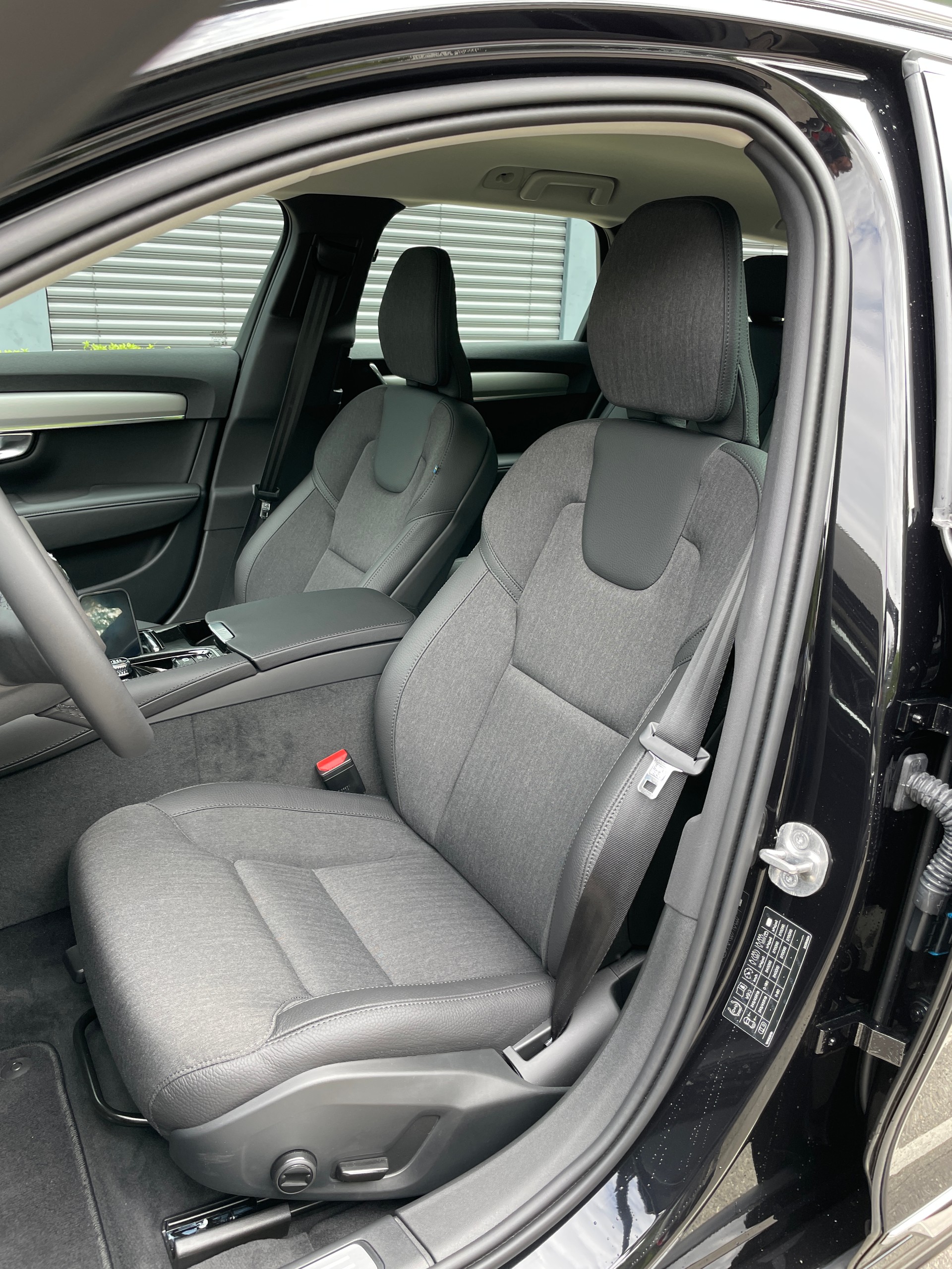 VOLVO V90 T6 eAWD Plug in Hybrid Core Geartronic mit AHK-image-20