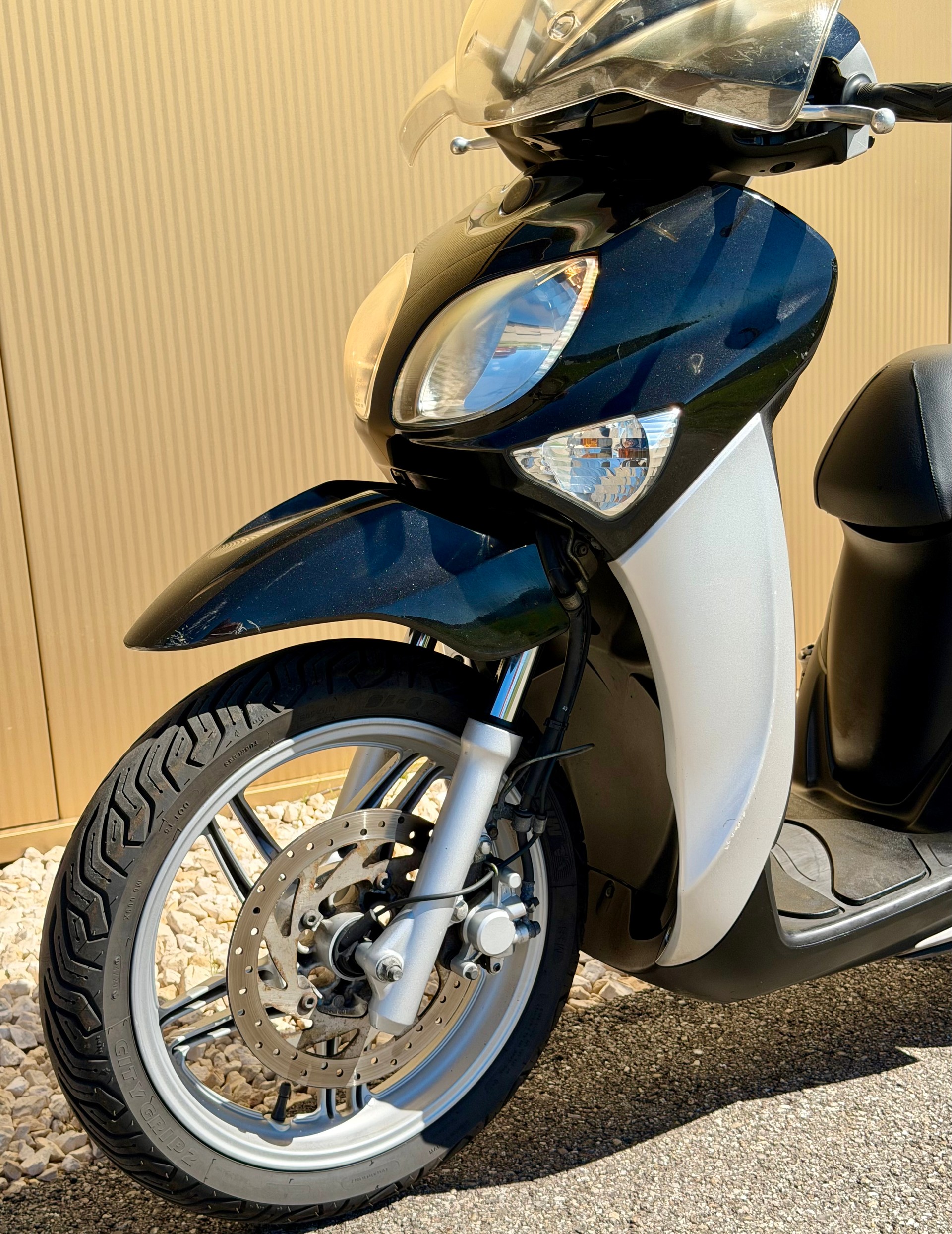 YAMAHA Xenter 125-image-8