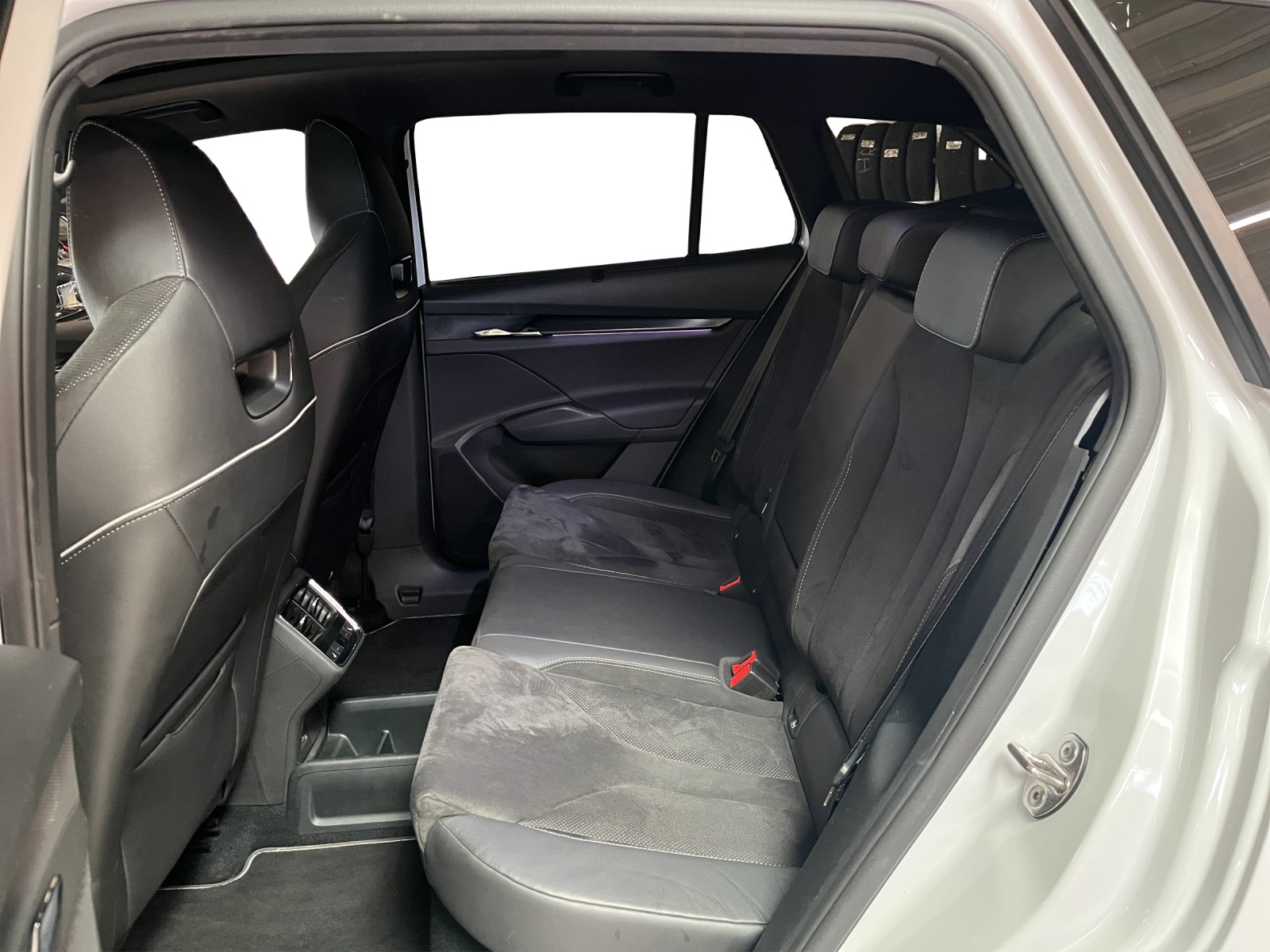 SKODA Enyaq iV 80 SportLine-image-11