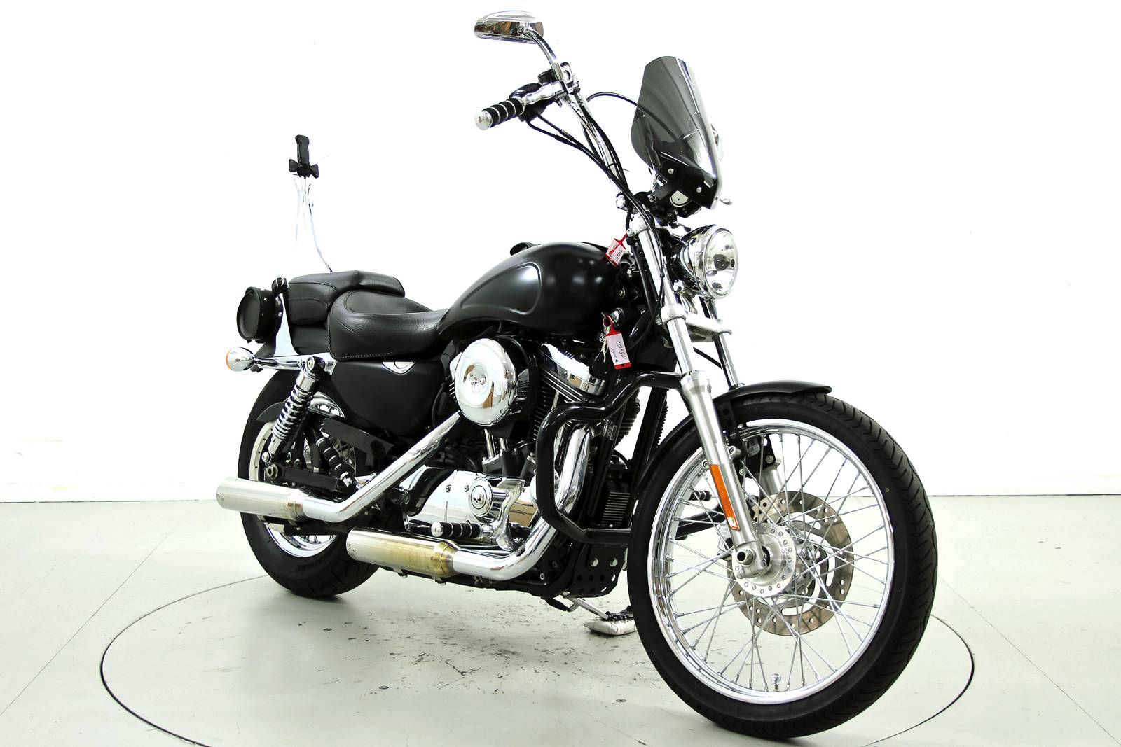 HARLEY-DAVIDSON XL 1200V Sportster Seventy-Two-image-1