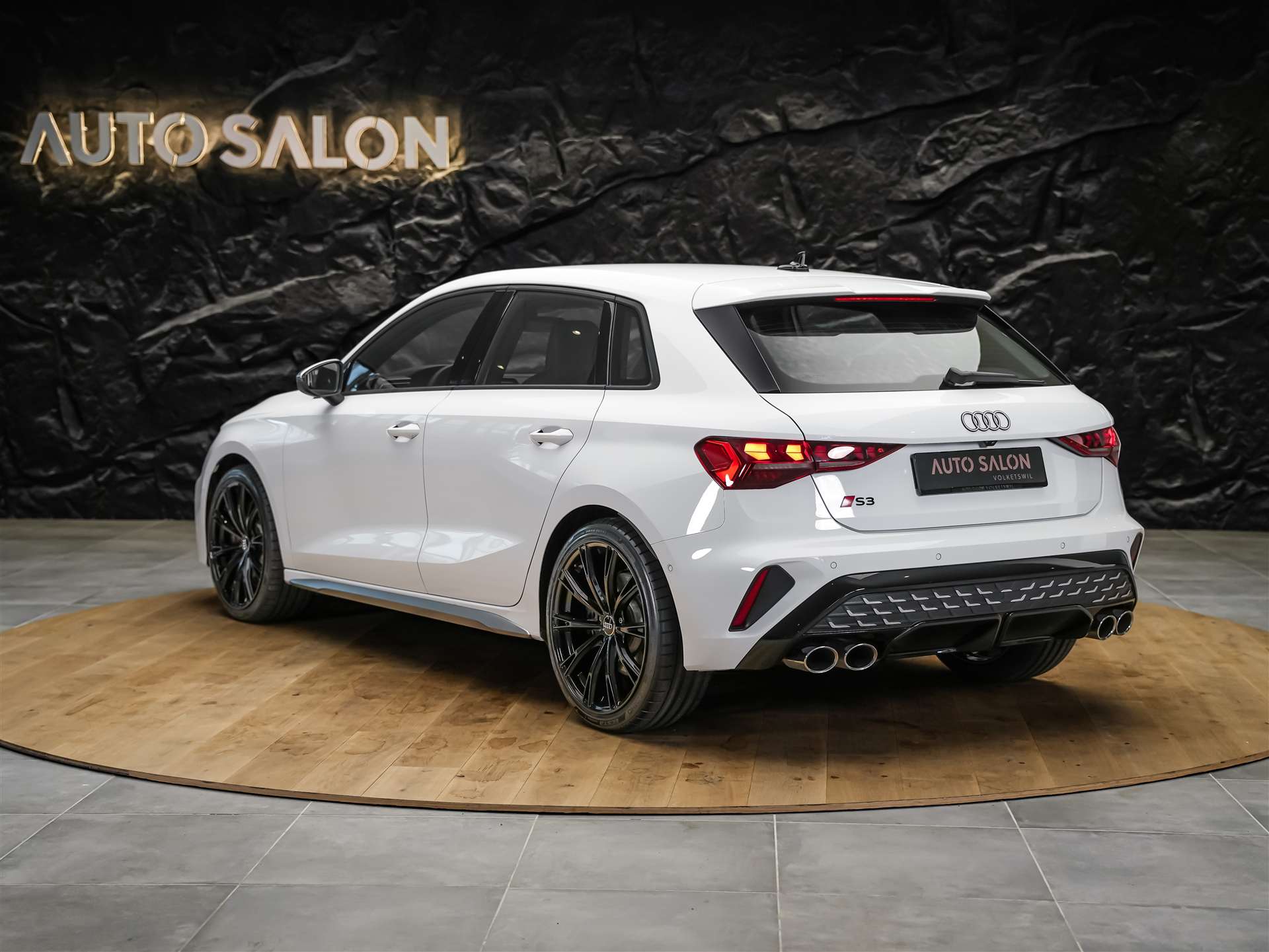 AUDI S3 Sportback TFSI quattro S-tronic*19"Felgen*Werksgarantie*Matrix-LED*Assistenten*-showroom-element-3