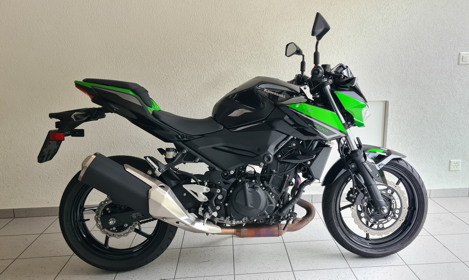 KAWASAKI Z 400-image-0