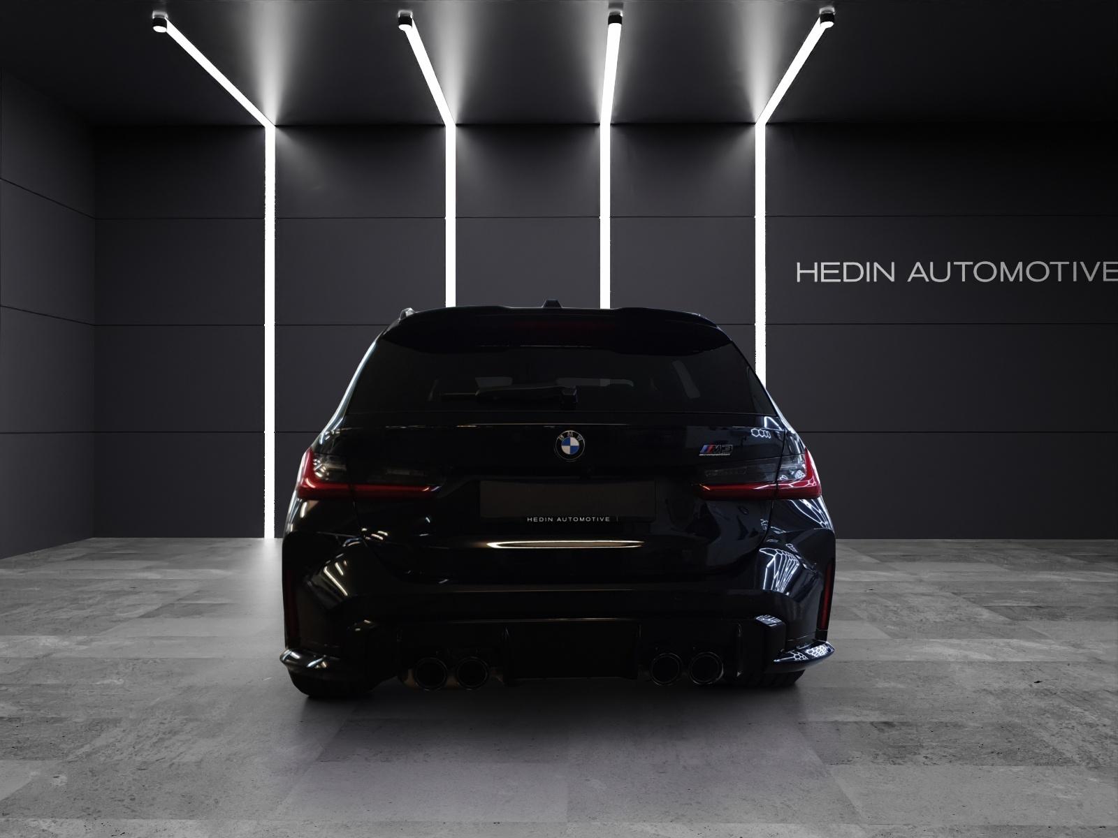 BMW M3 Competition xDrive Touring-showroom-element-3