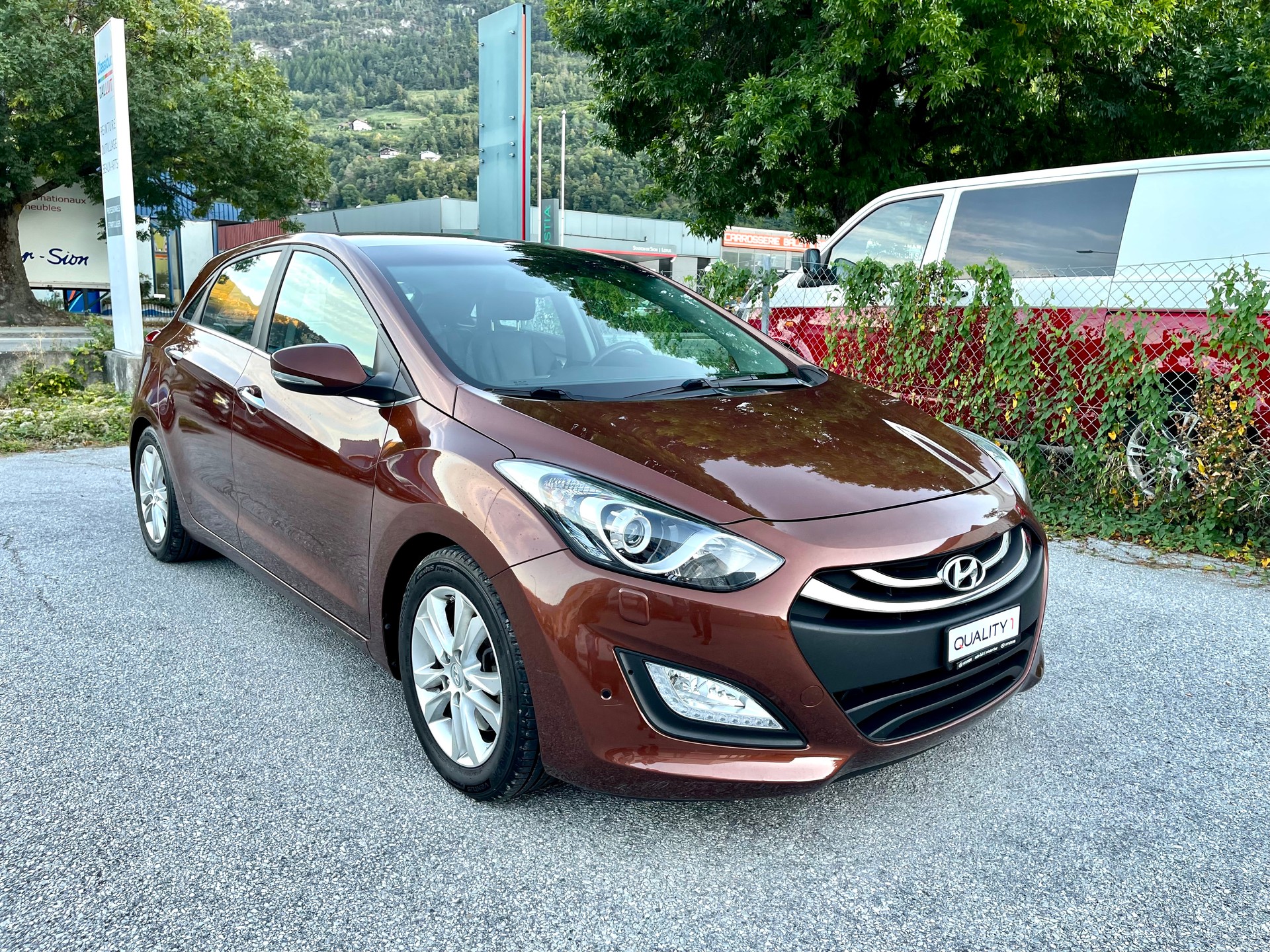 HYUNDAI i30 1.6 GDI Premium Automatic