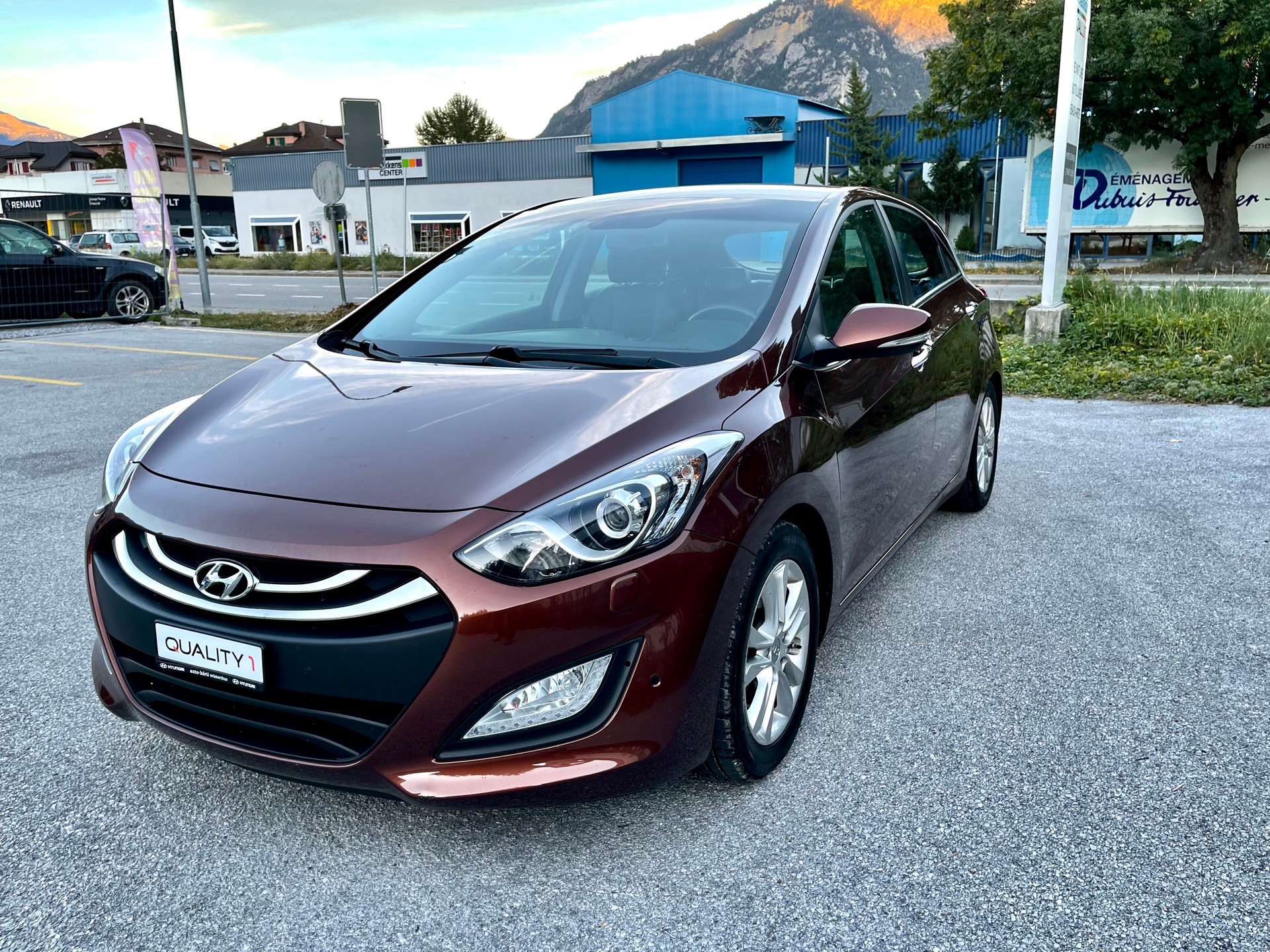HYUNDAI i30 1.6 GDI Premium Automatic-showroom-element-3