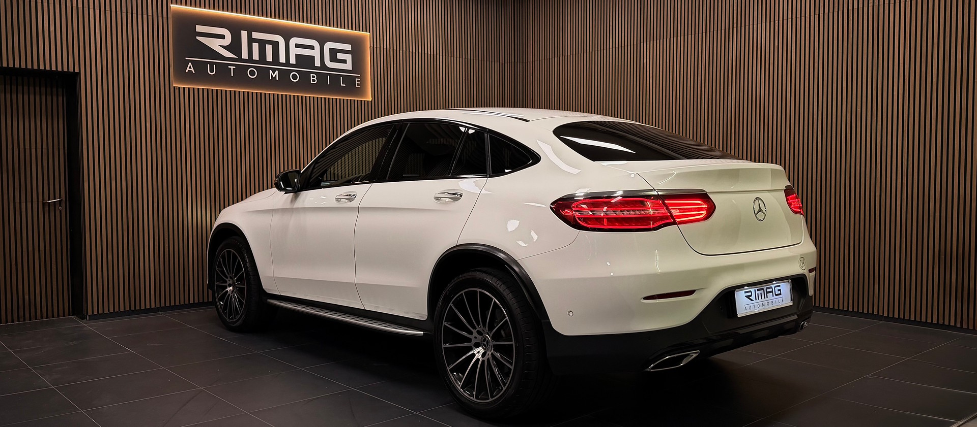 MERCEDES-BENZ GLC Coupé 250 d AMG Line 4Matic 9G-Tronic | CH-Fzg. | 1.Hand-image-13
