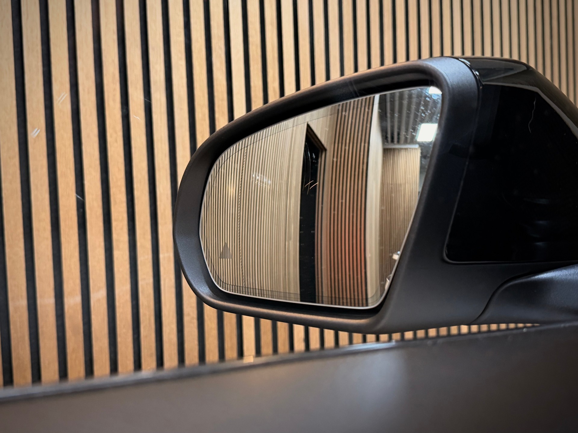 MERCEDES-BENZ GLC Coupé 250 d AMG Line 4Matic 9G-Tronic | CH-Fzg. | 1.Hand-image-27