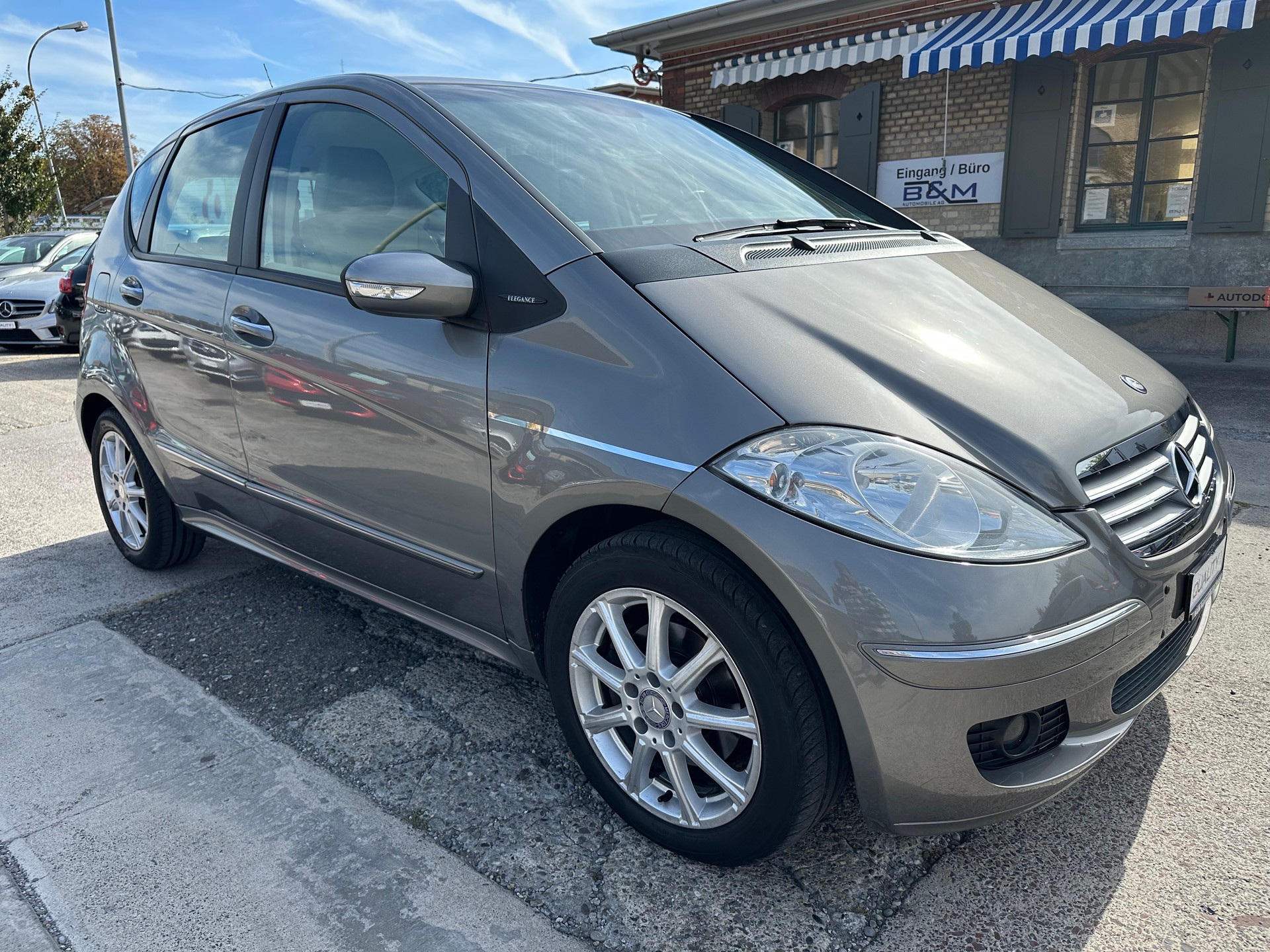 MERCEDES-BENZ A 170 Elégance-showroom-element-2