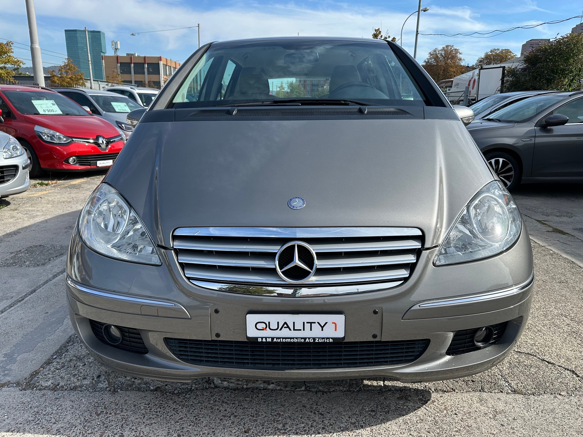 MERCEDES-BENZ A 170 Elégance-showroom-element-1